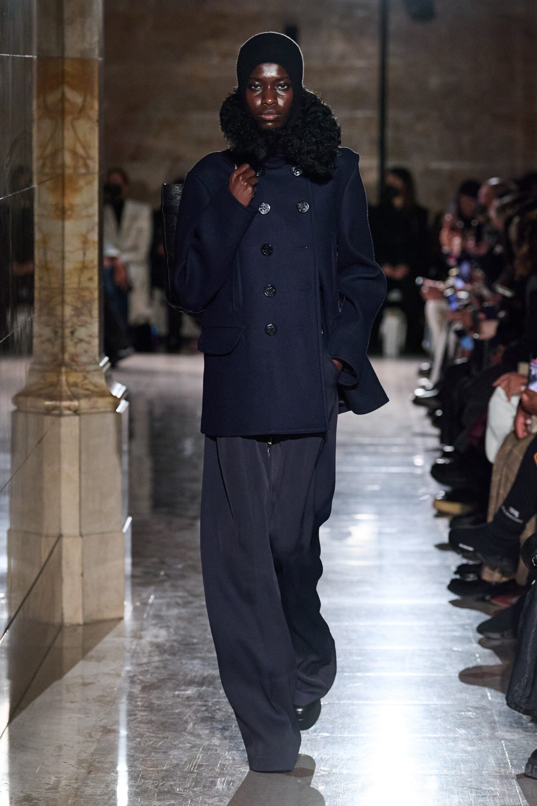 black wool long-sleeve collared relaxed buttoned coat