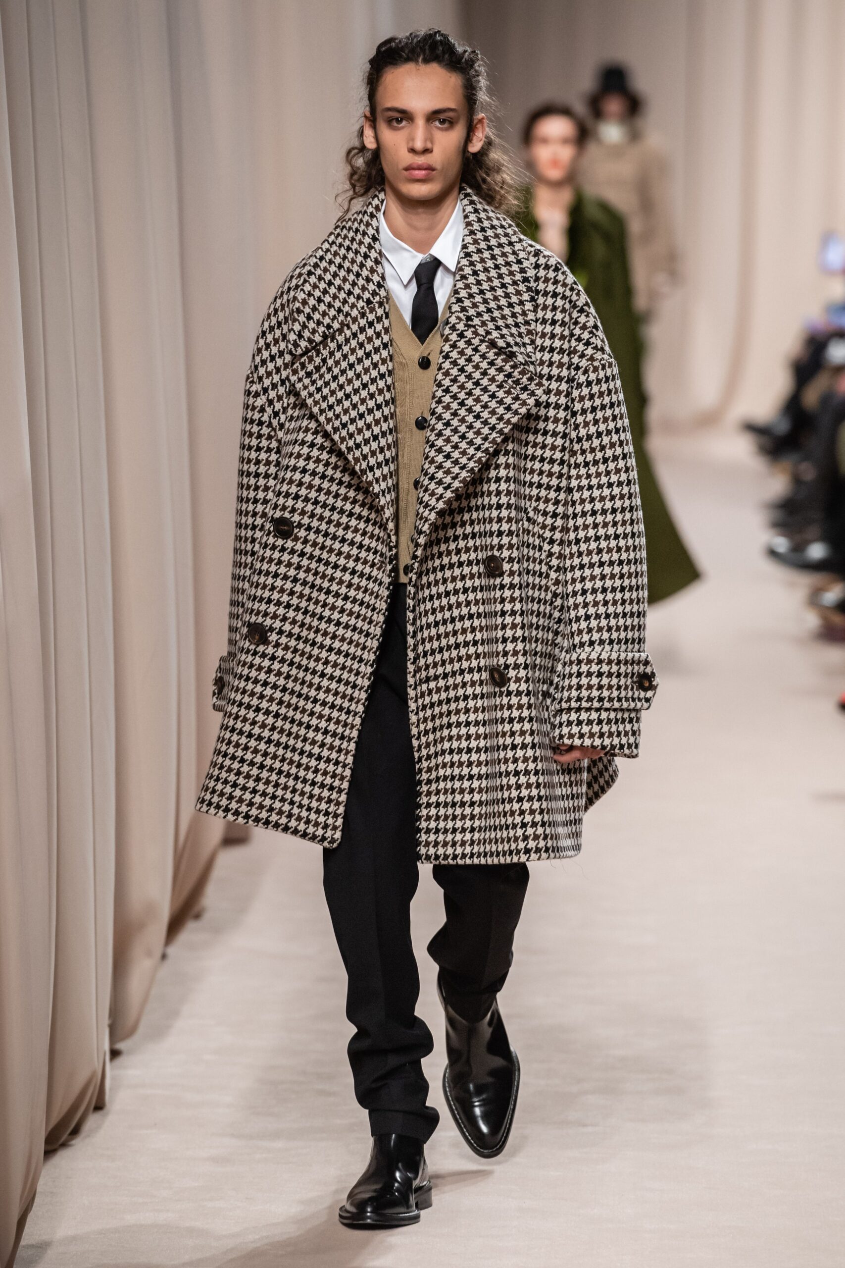 oversized checked coat with vest