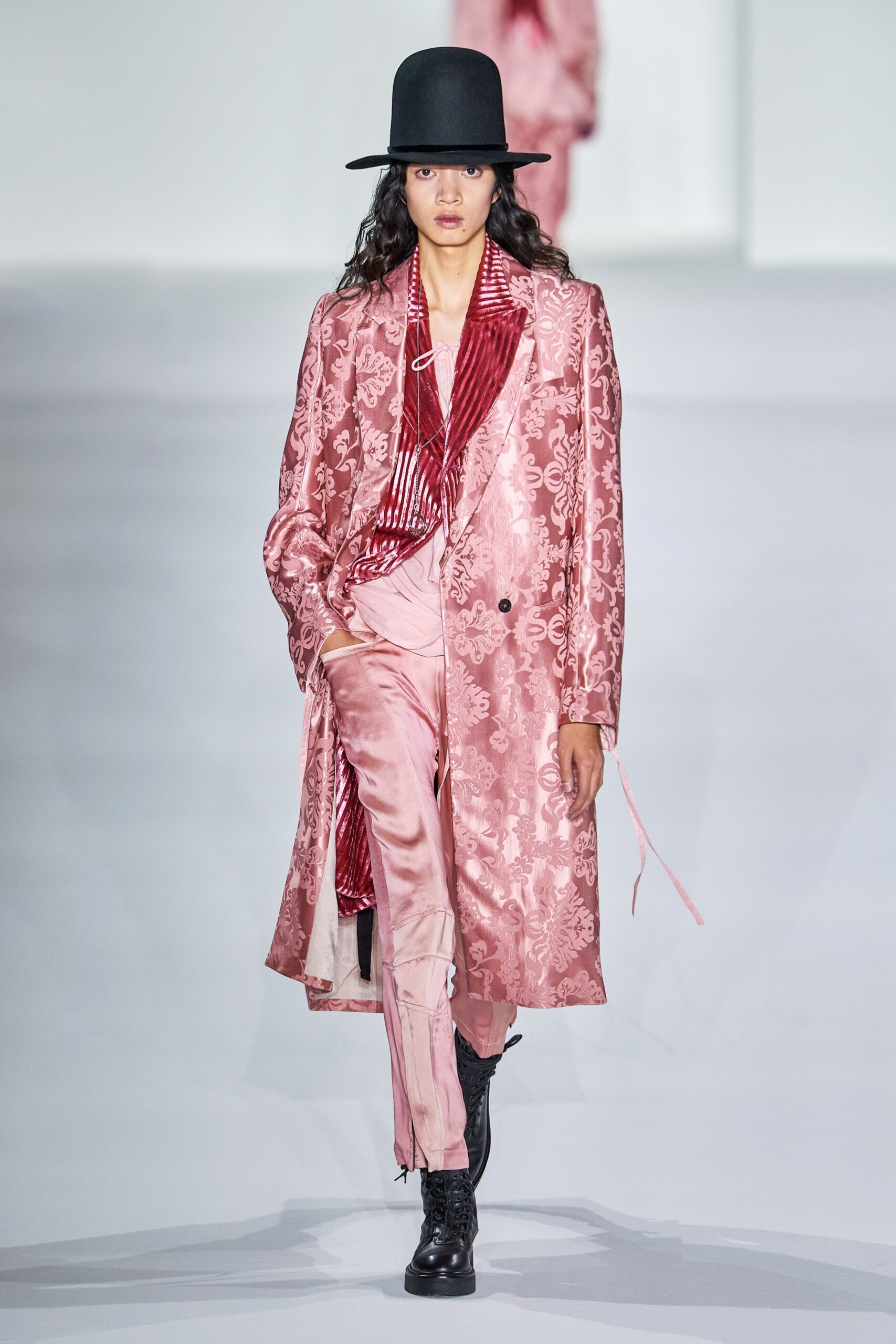 pink silk long-sleeve collared fitted embroidered coat