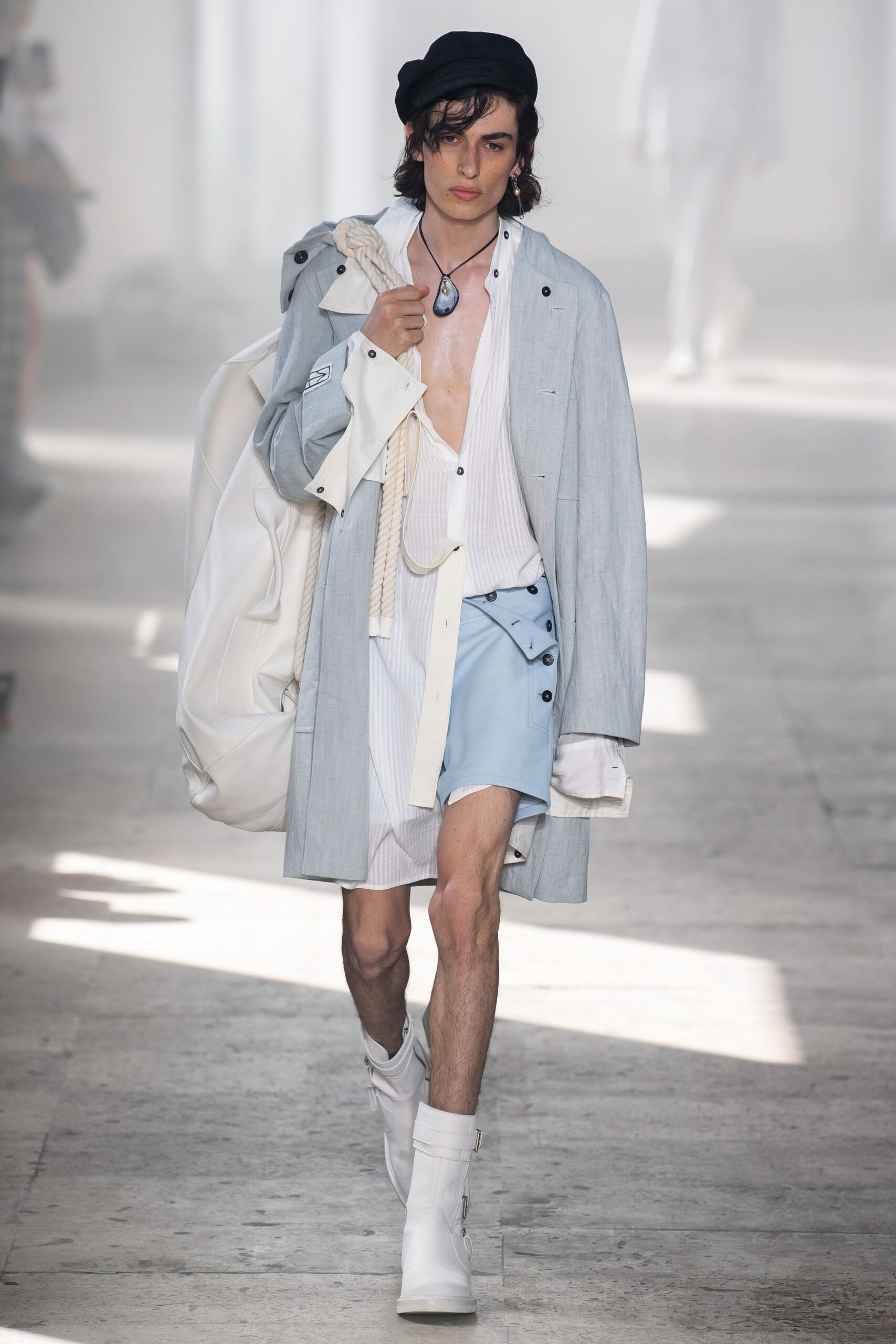 gray cotton long-sleeve collared relaxed buttoned coat