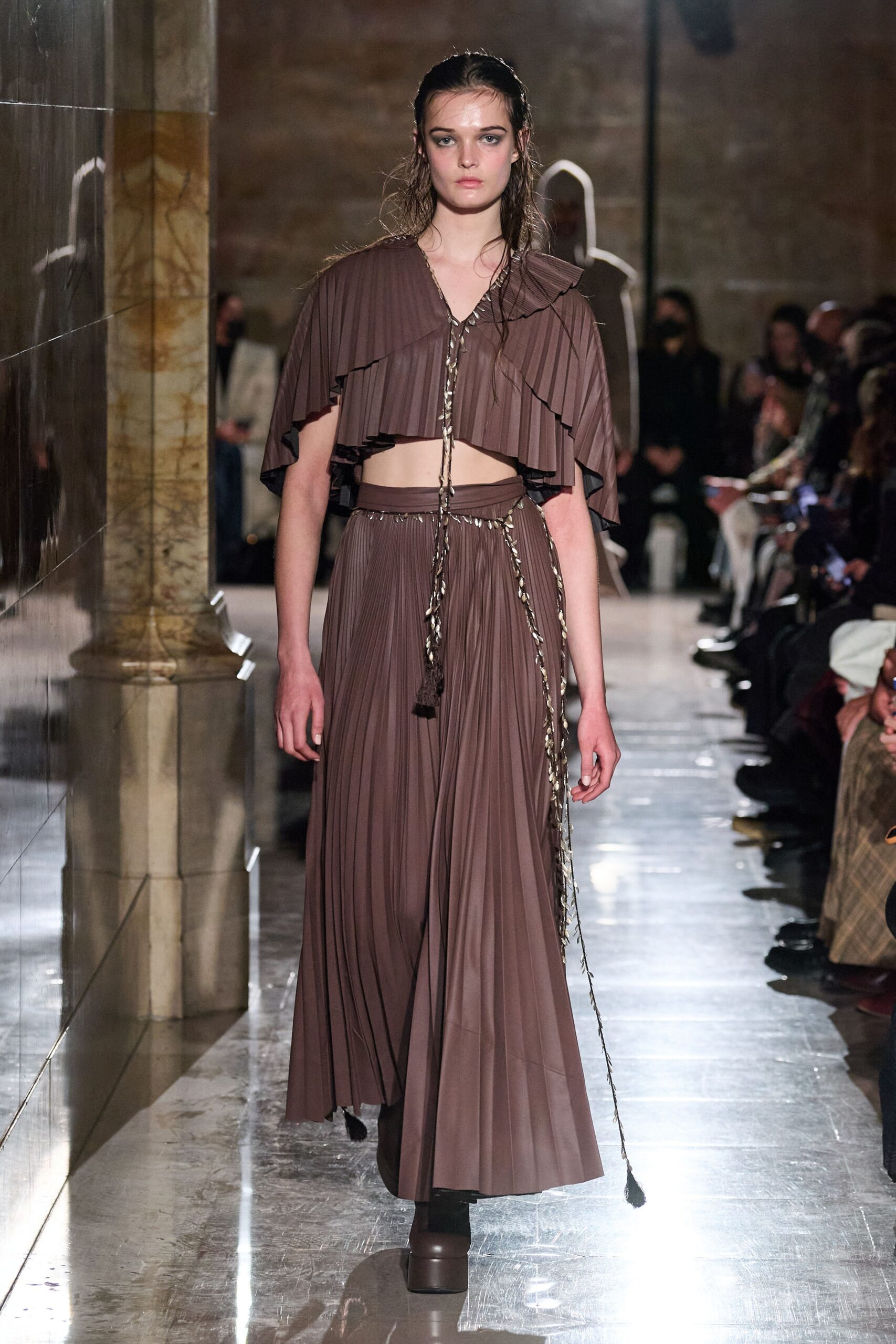 brown silk sleeveless collared fitted pleated top