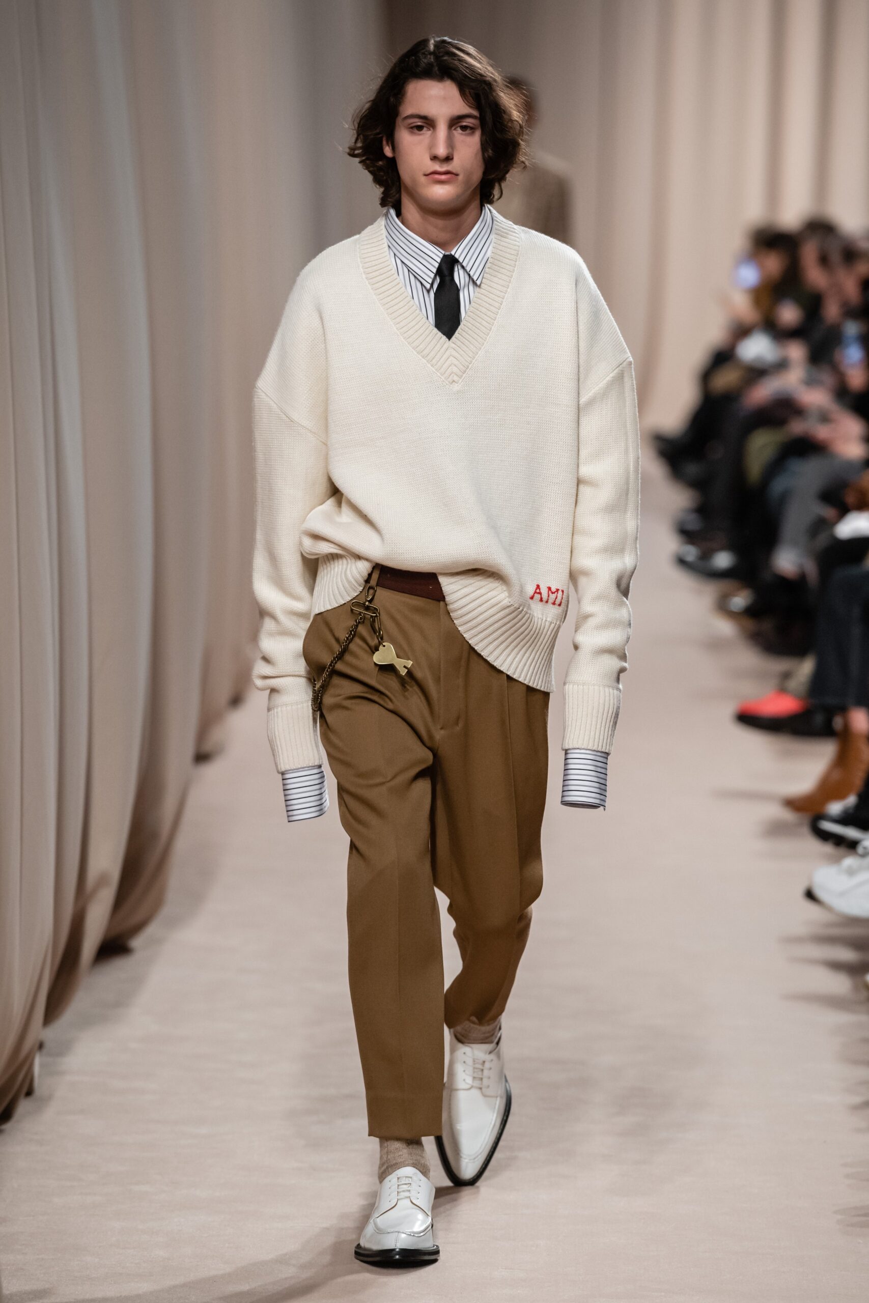 oversized white wool sweater and brown pants