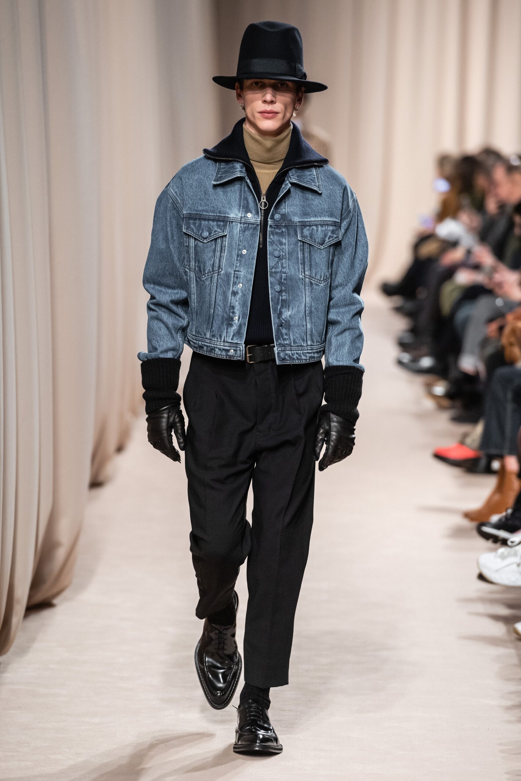 Ami F/W 19 Menswear Look 117