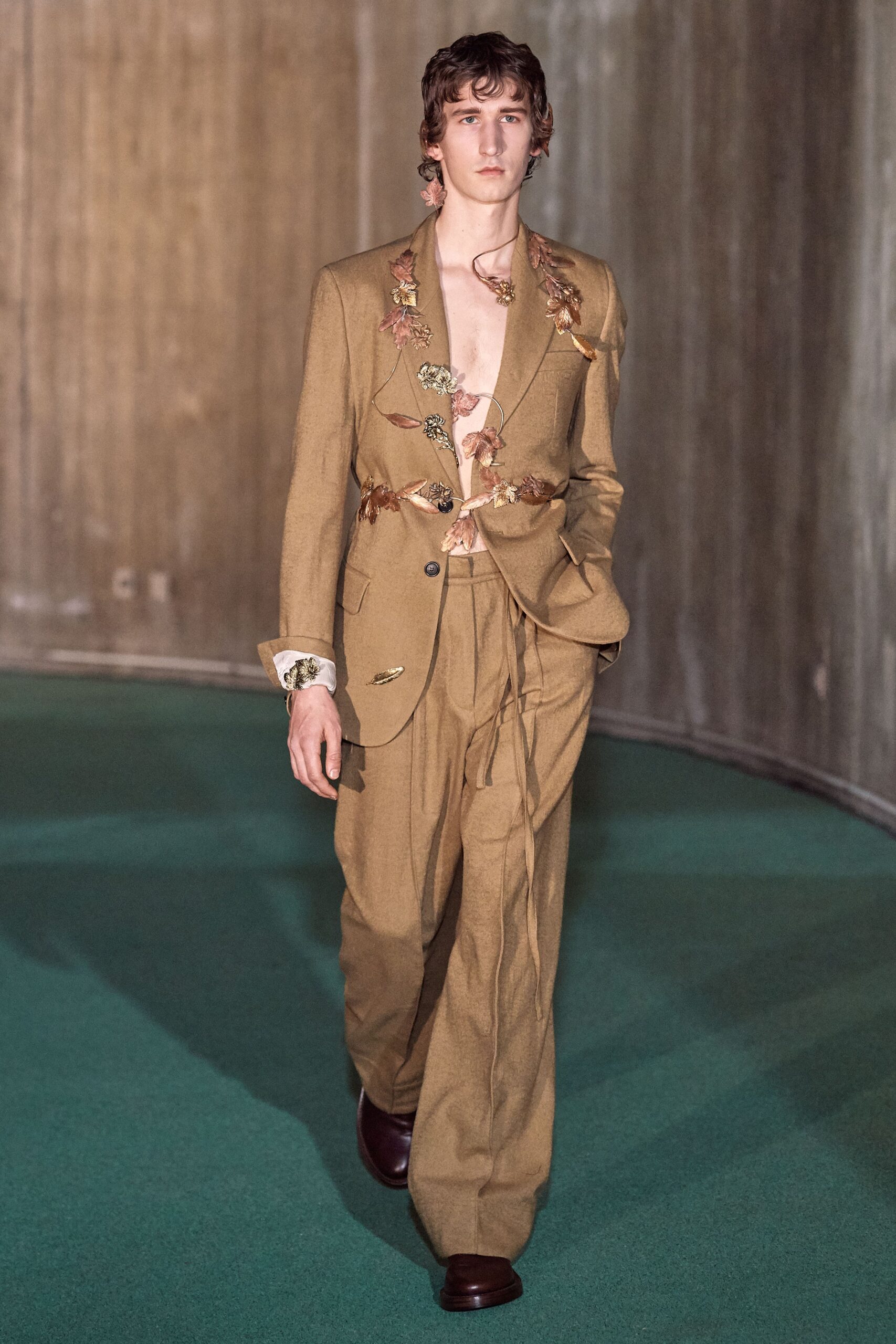 brown wool relaxed suit