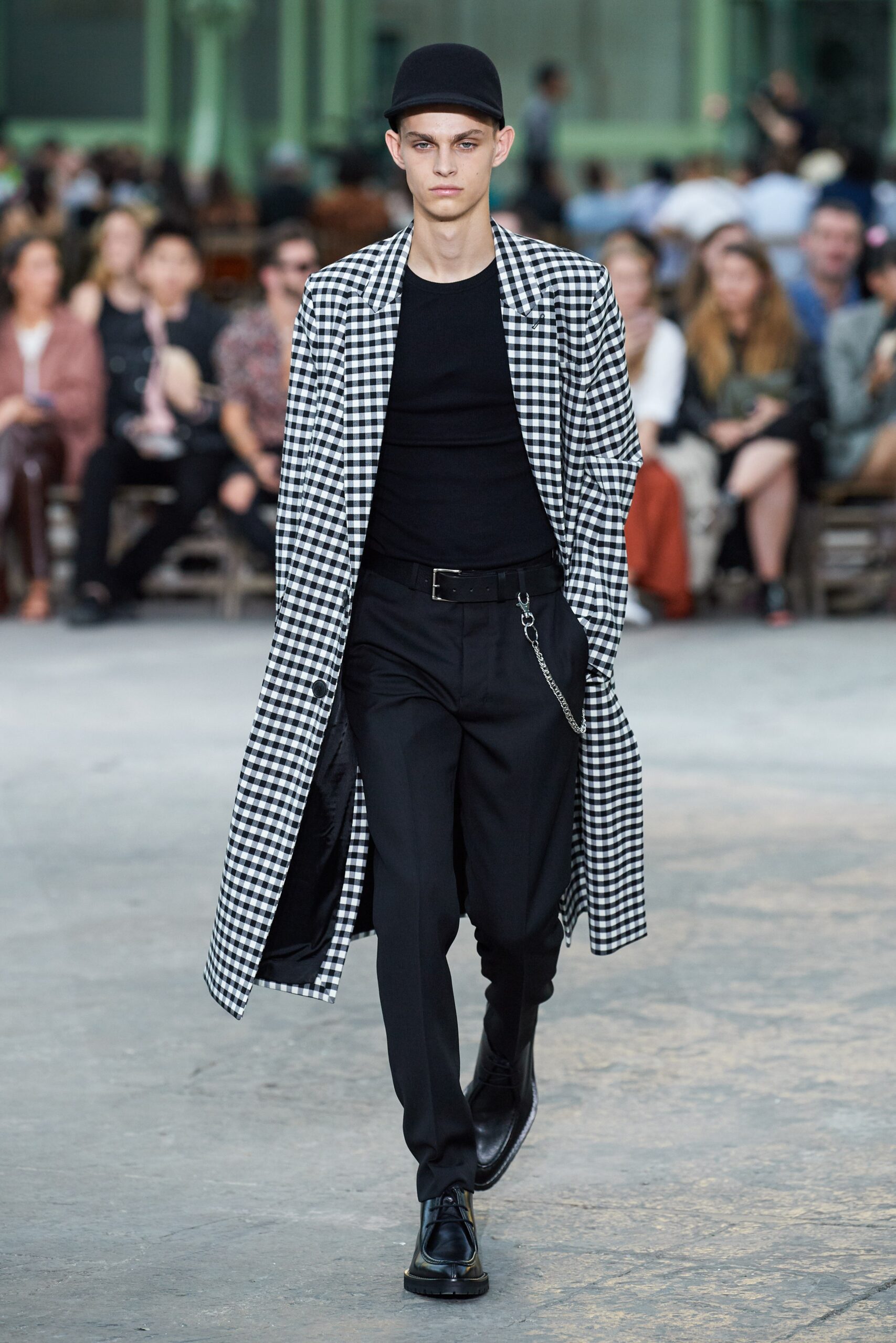 black cotton long-sleeve collared relaxed checked coat