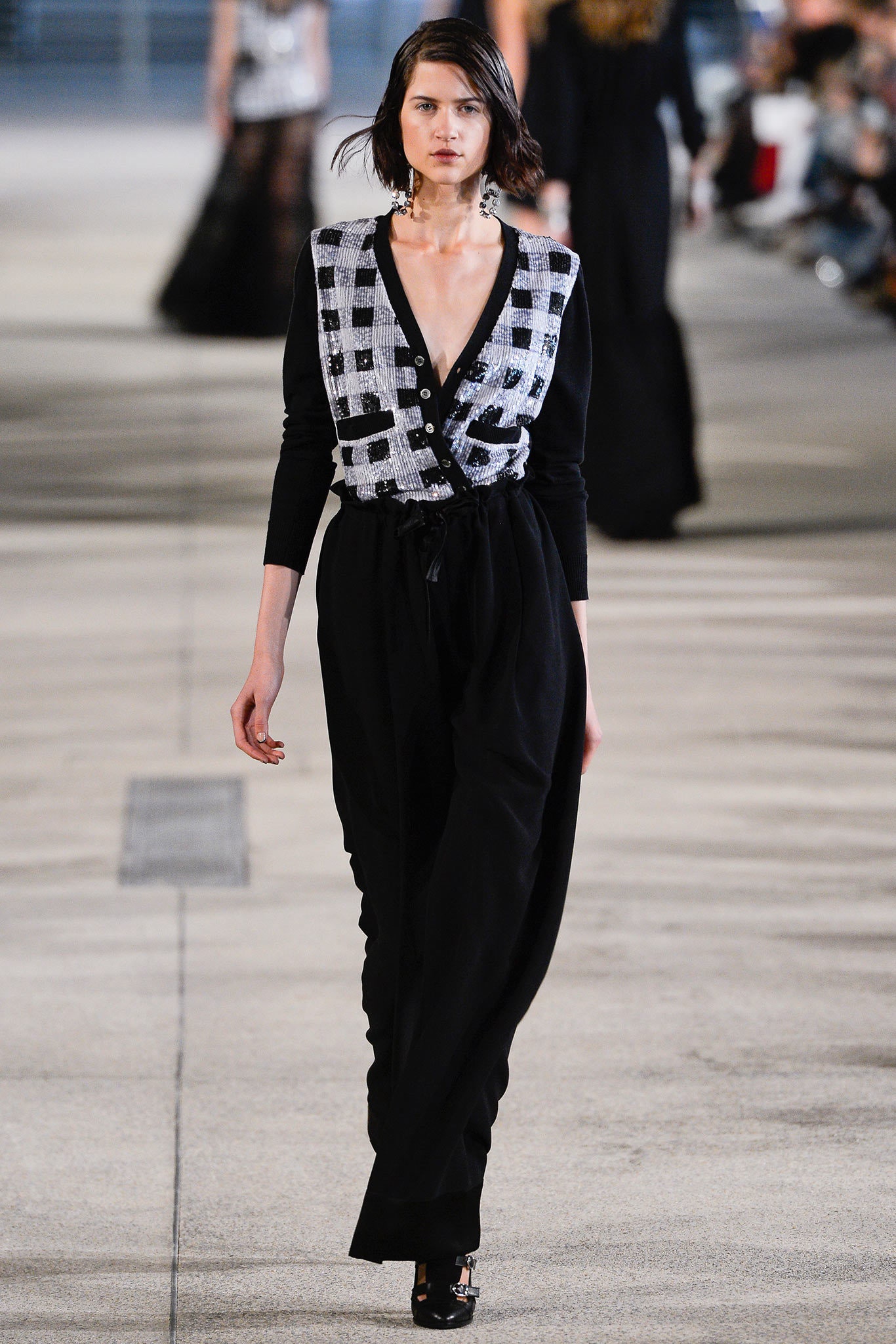 black and white fitted jumpsuit