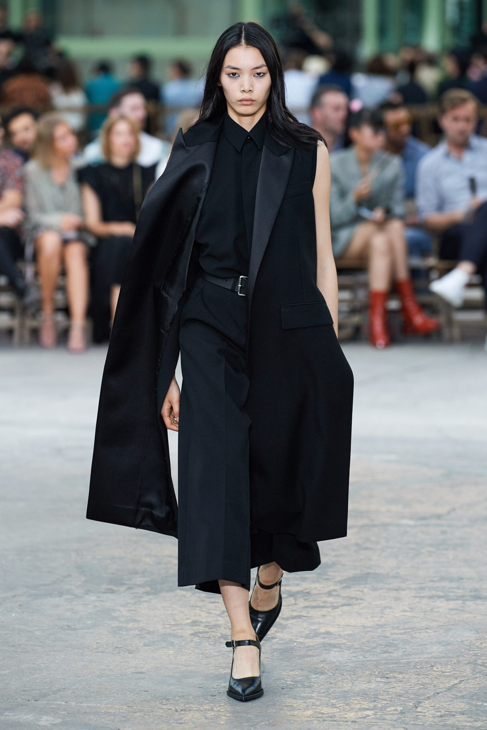 black silk long-sleeve collared relaxed layered jacket