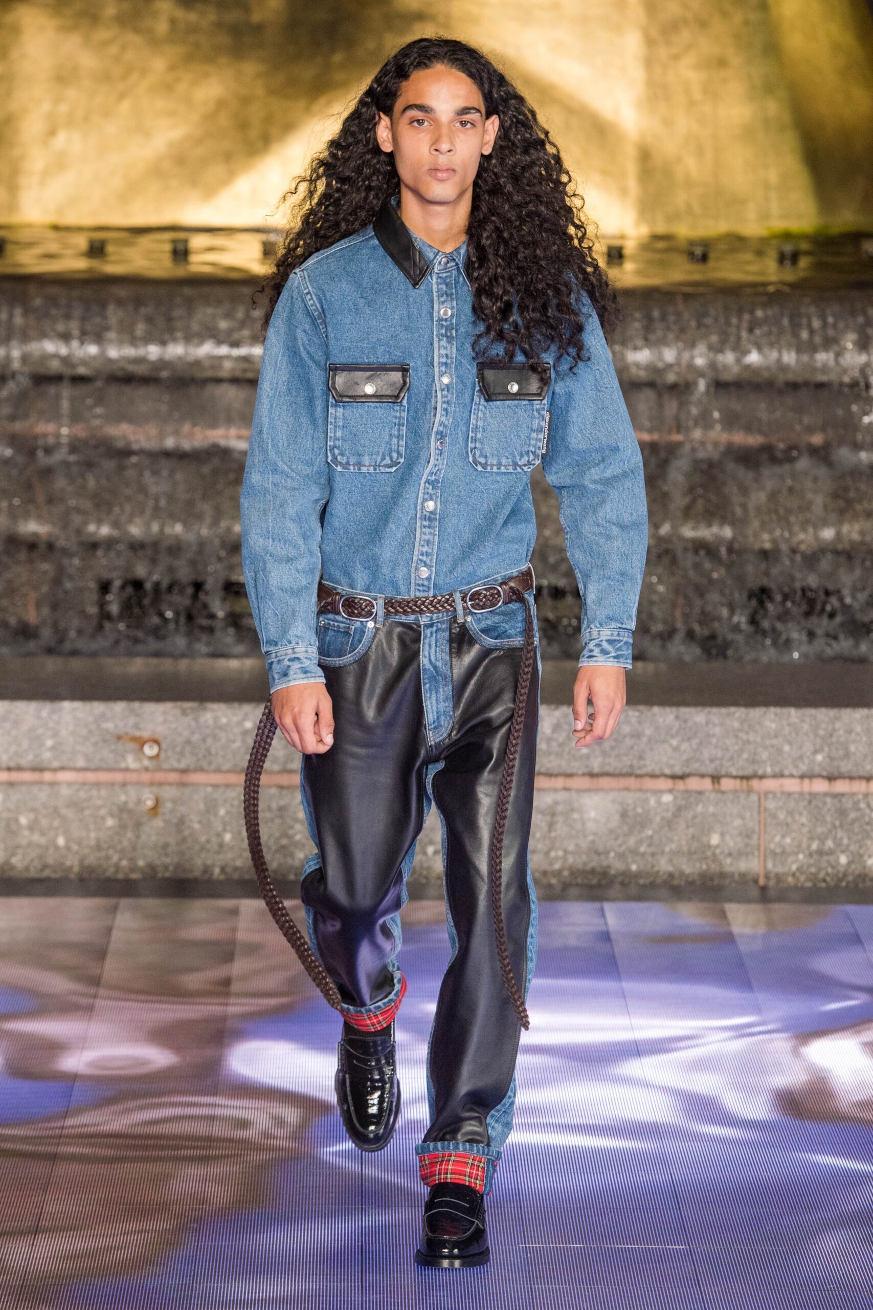 blue denim long-sleeve collared relaxed buttoned shirt