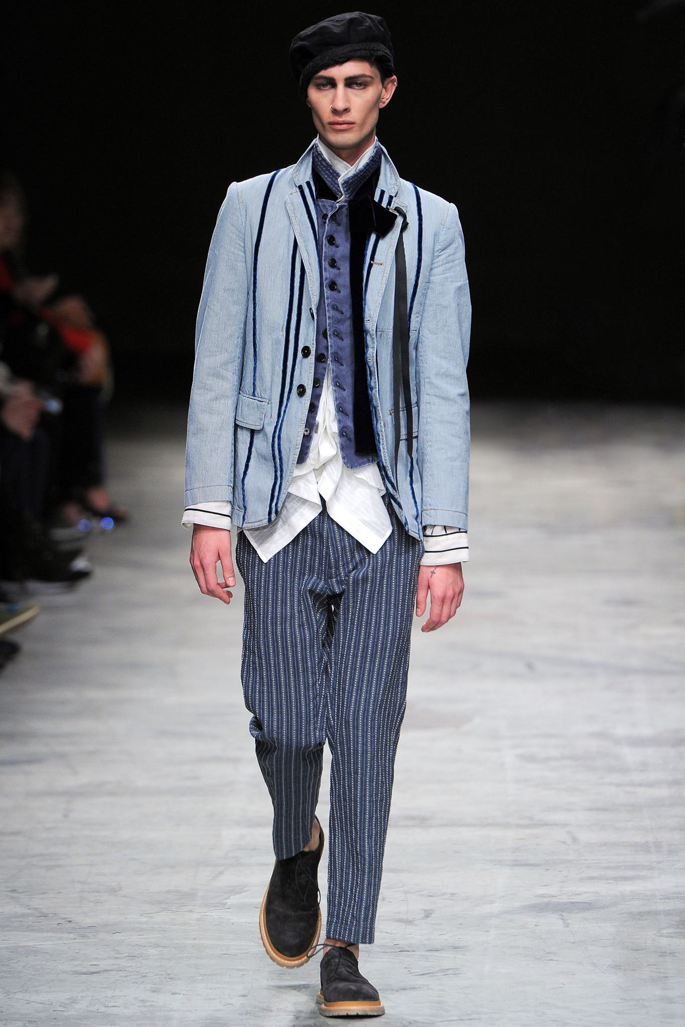 blue cotton long-sleeve collared tailored striped buttoned jacket