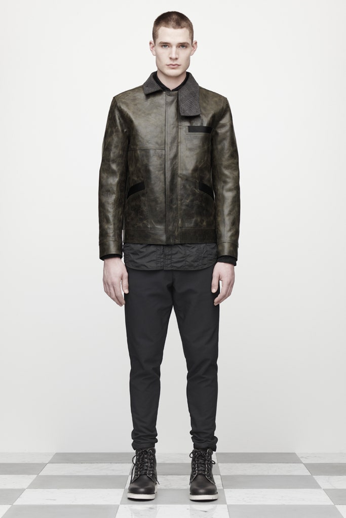 black leather long-sleeve collared fitted zippered jacket