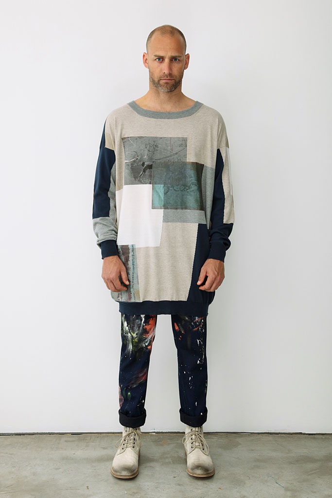 gray long-sleeve collared relaxed printed top