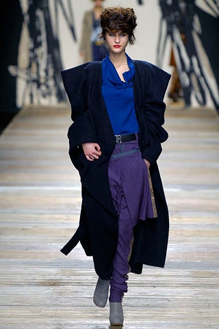 oversized black coat with blue blouse