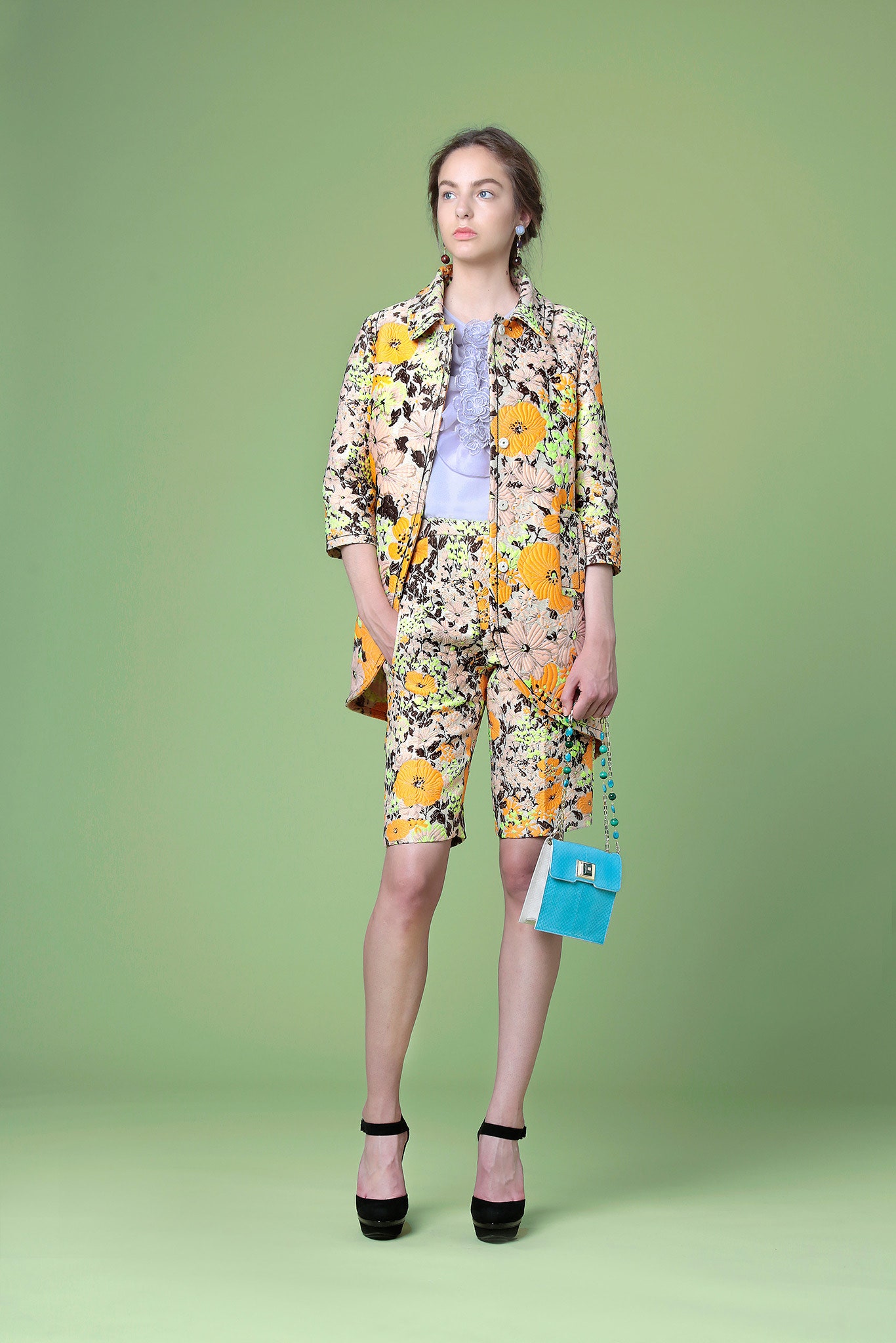 floral jacket and shorts outfit