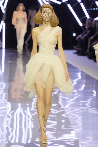 white tulle one-shoulder mini dress