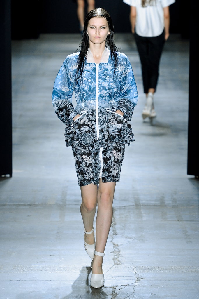 blue cotton long-sleeve collared relaxed floral zippered jacket