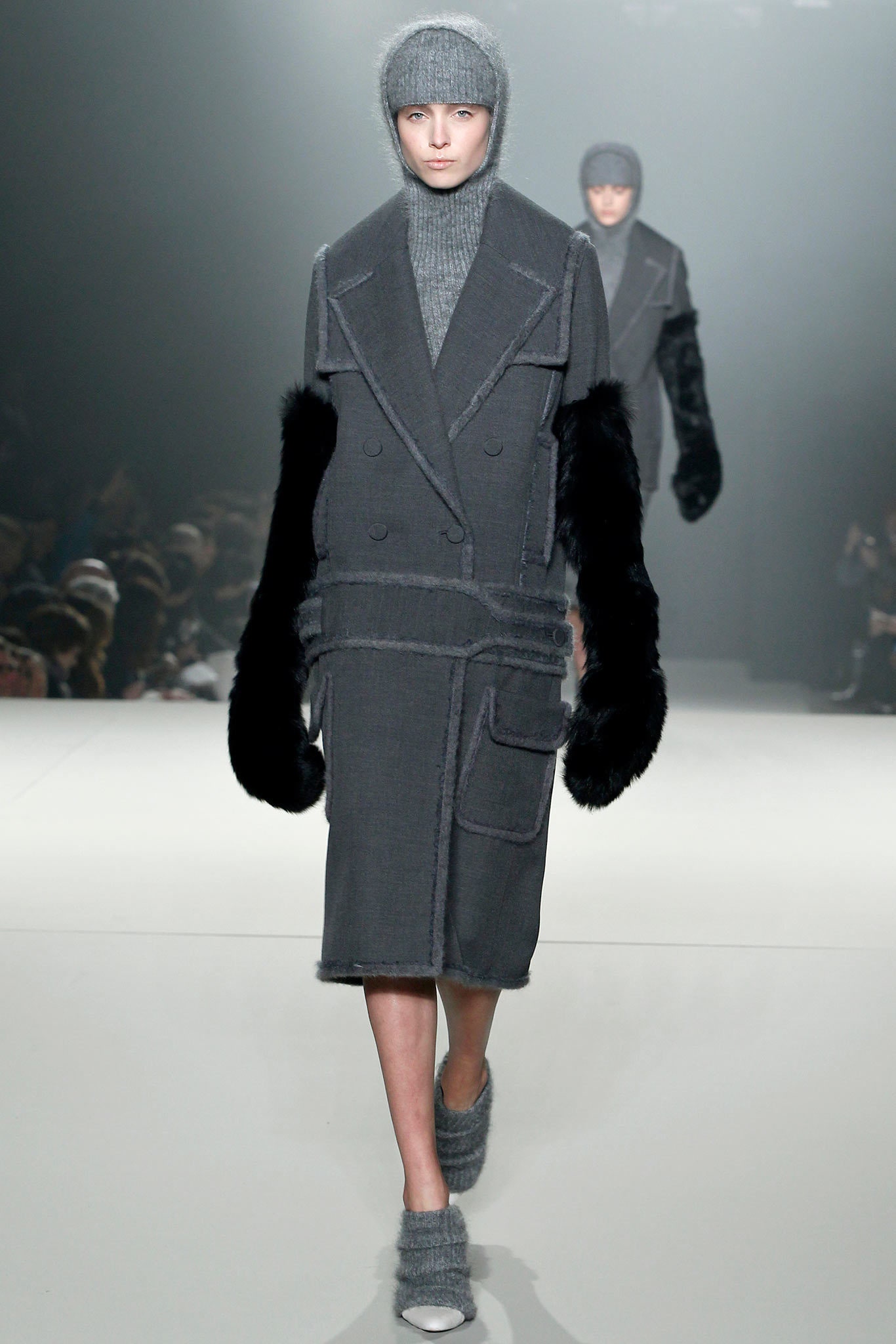 gray wool long-sleeve collared fitted pockets fringed coat