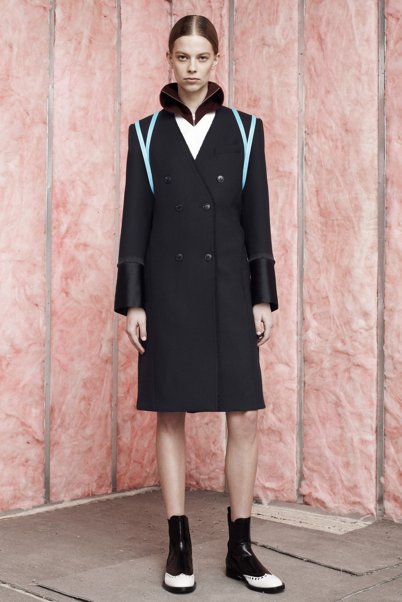 black cotton long-sleeve collared structured color-blocked coat