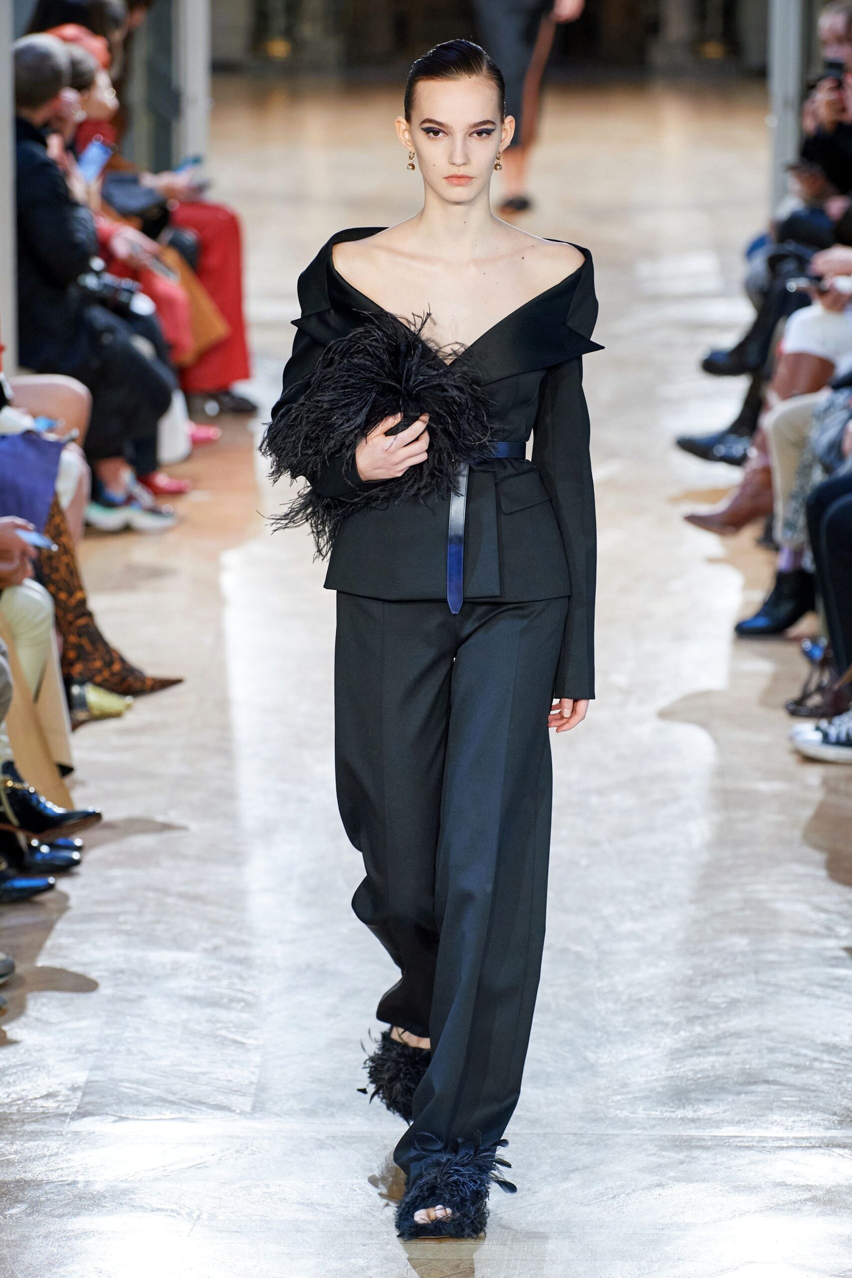 black wool long-sleeve off-shoulder tailored zippered blazer