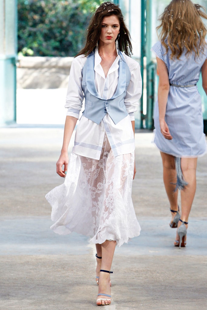 white lace sleeveless v-neck fitted layered pleated dress