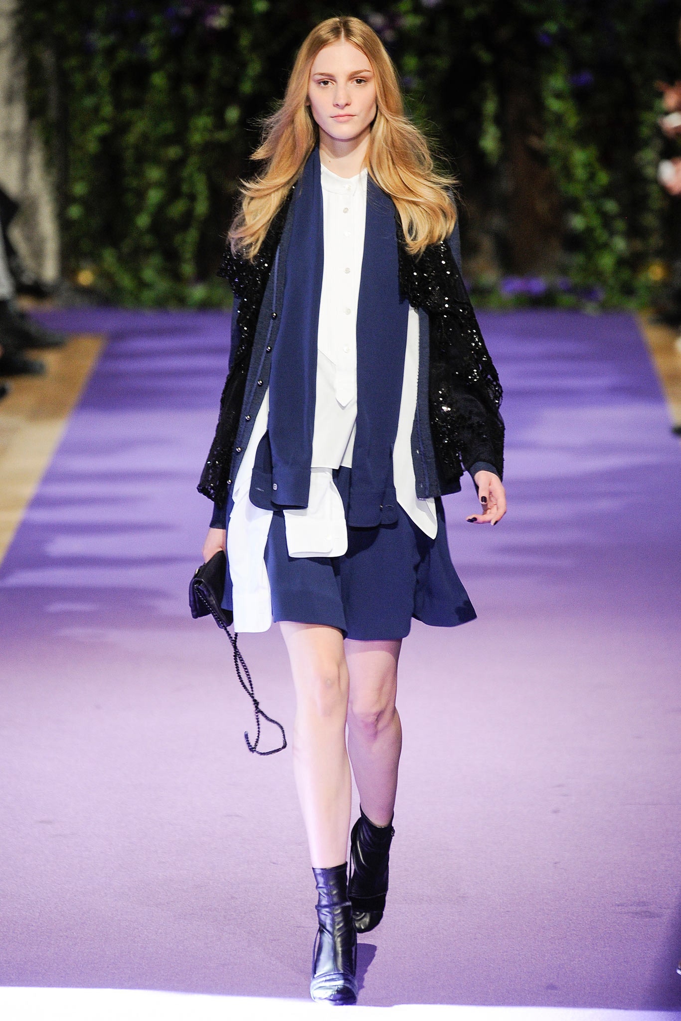black silk long-sleeve collared tailored sequined jacket