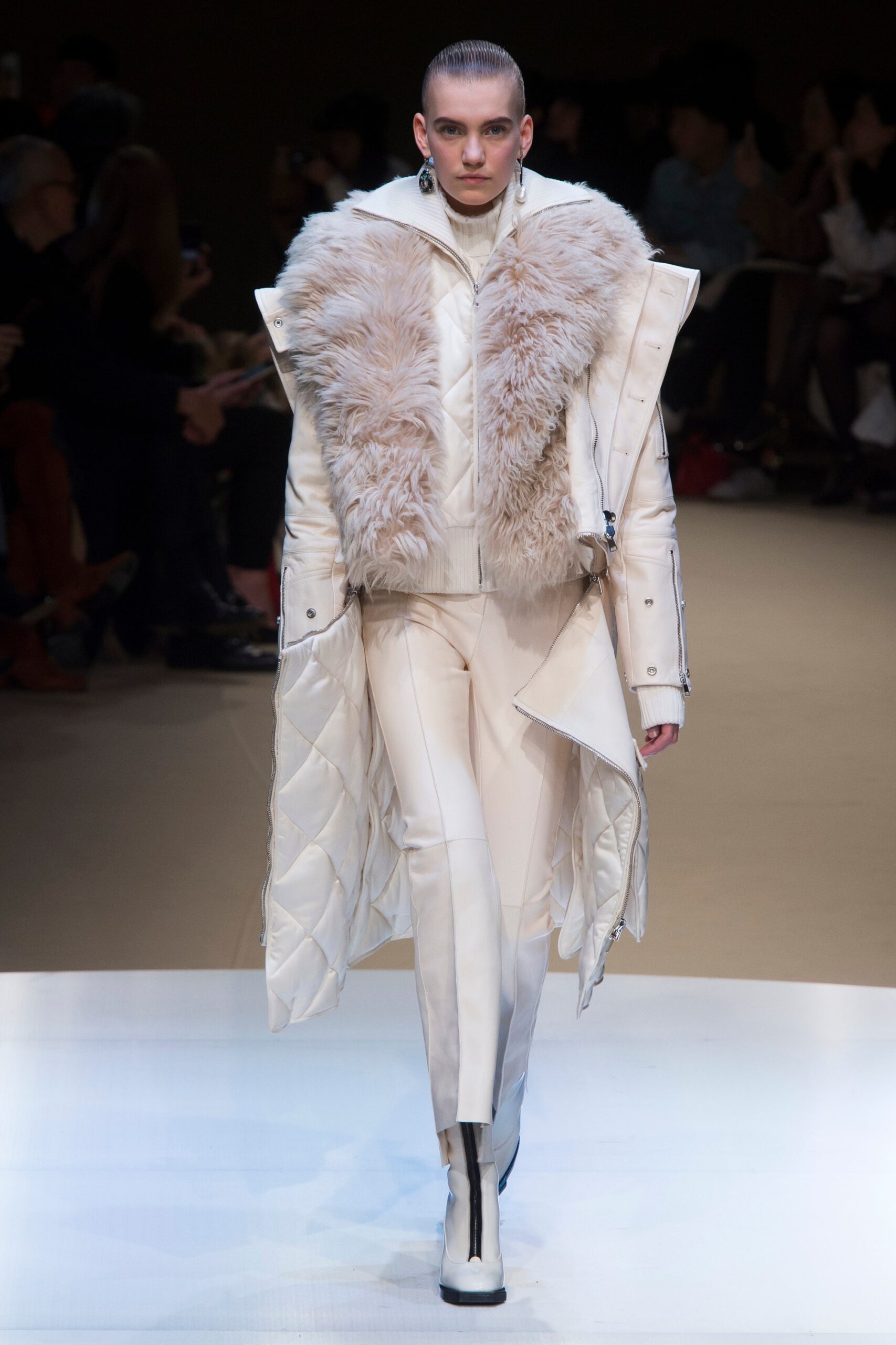 white faux-fur long-sleeve collared fitted zippered pockets coat