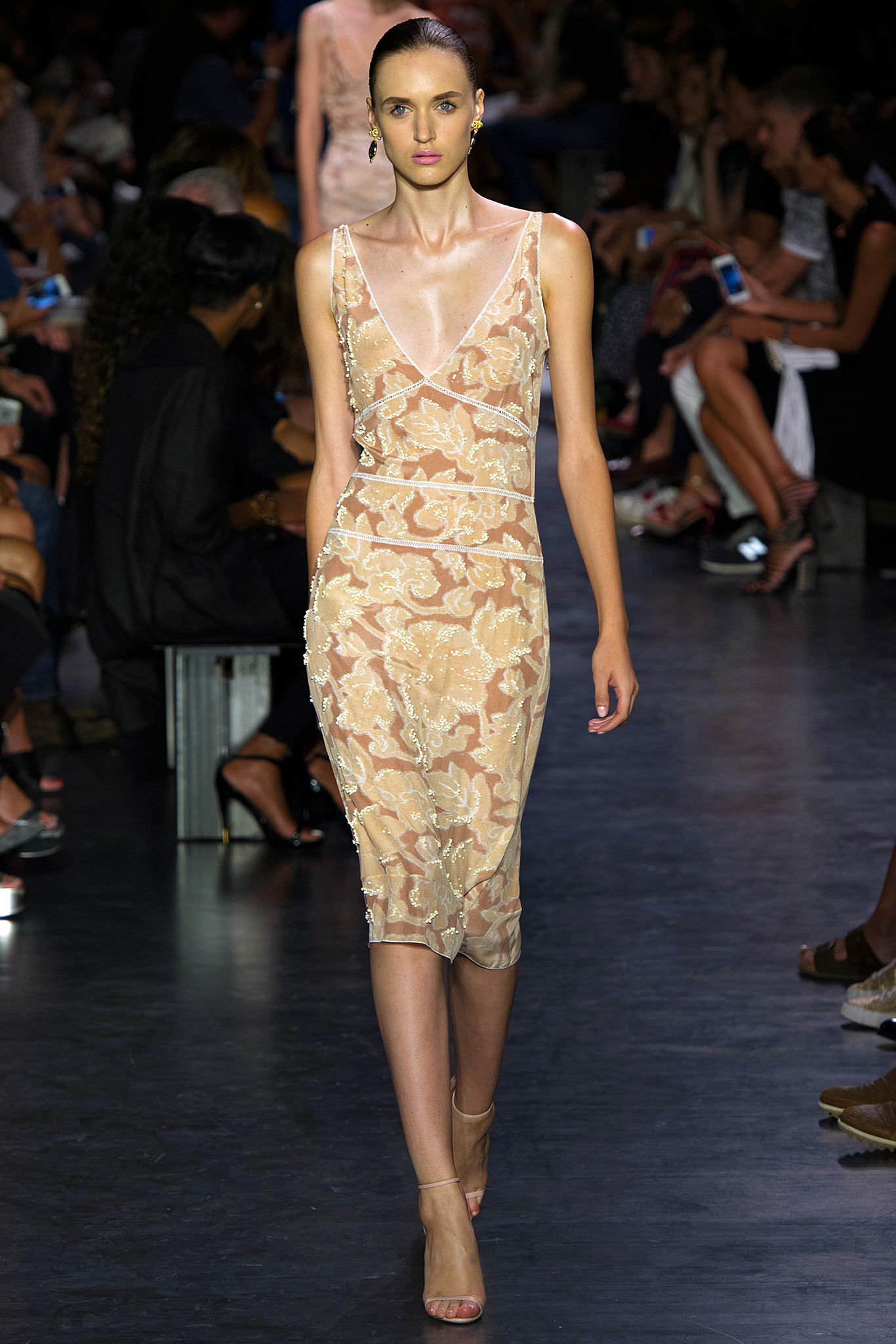 beige lace sleeveless dress