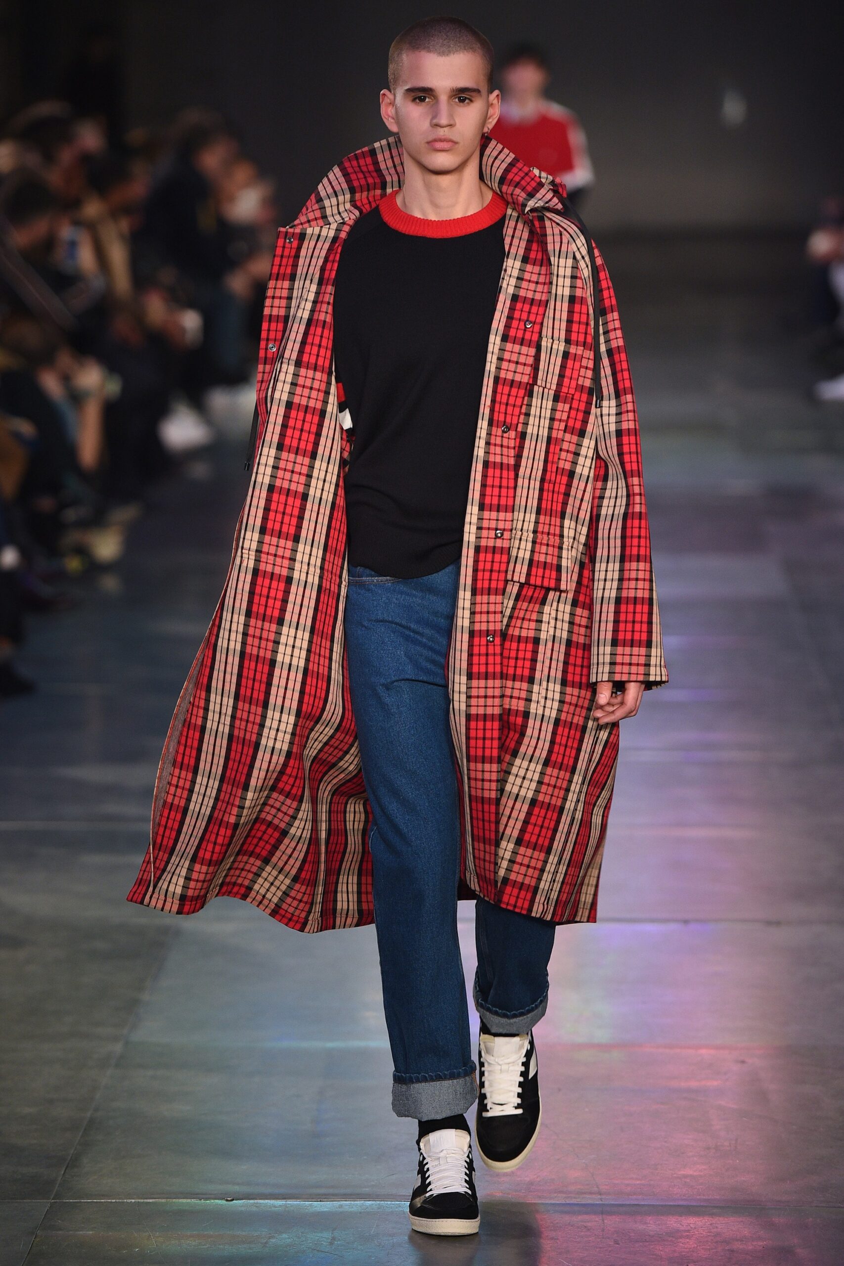 red cotton long-sleeve collared relaxed checked coat