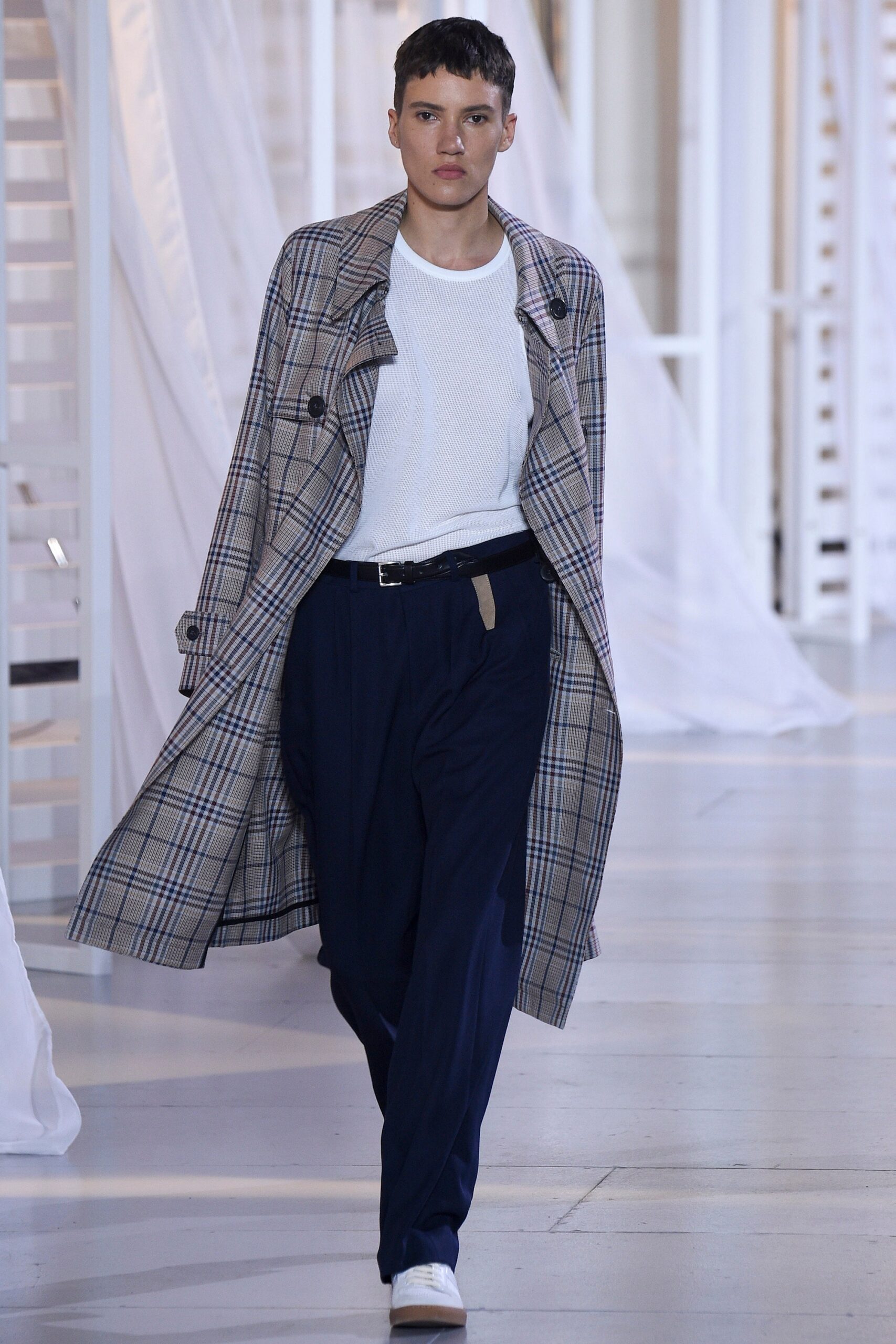 beige cotton long-sleeve collared relaxed checked buttoned trench