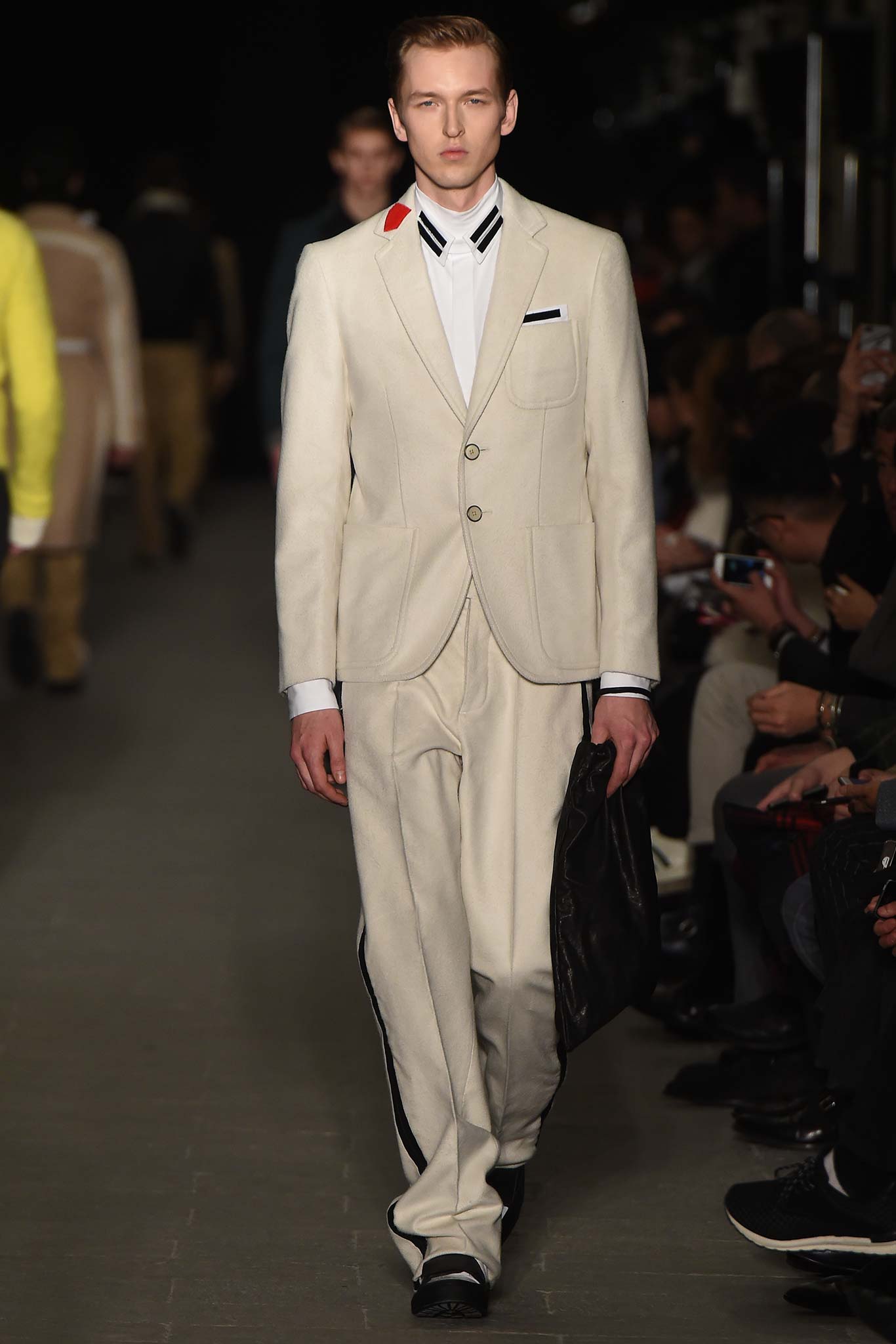 white wool long-sleeve collared tailored buttoned pencil suit
