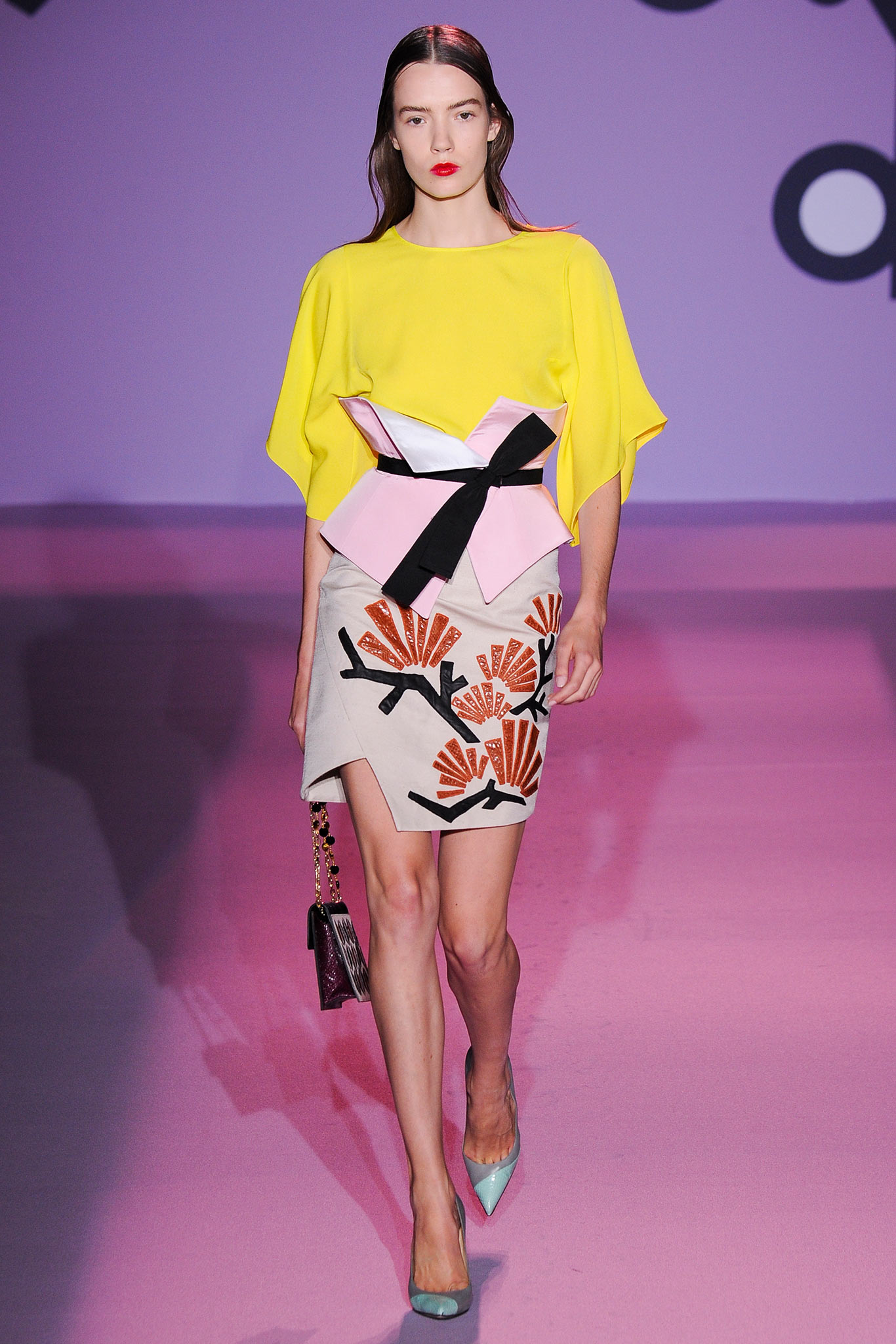 yellow short-sleeve fitted layered top