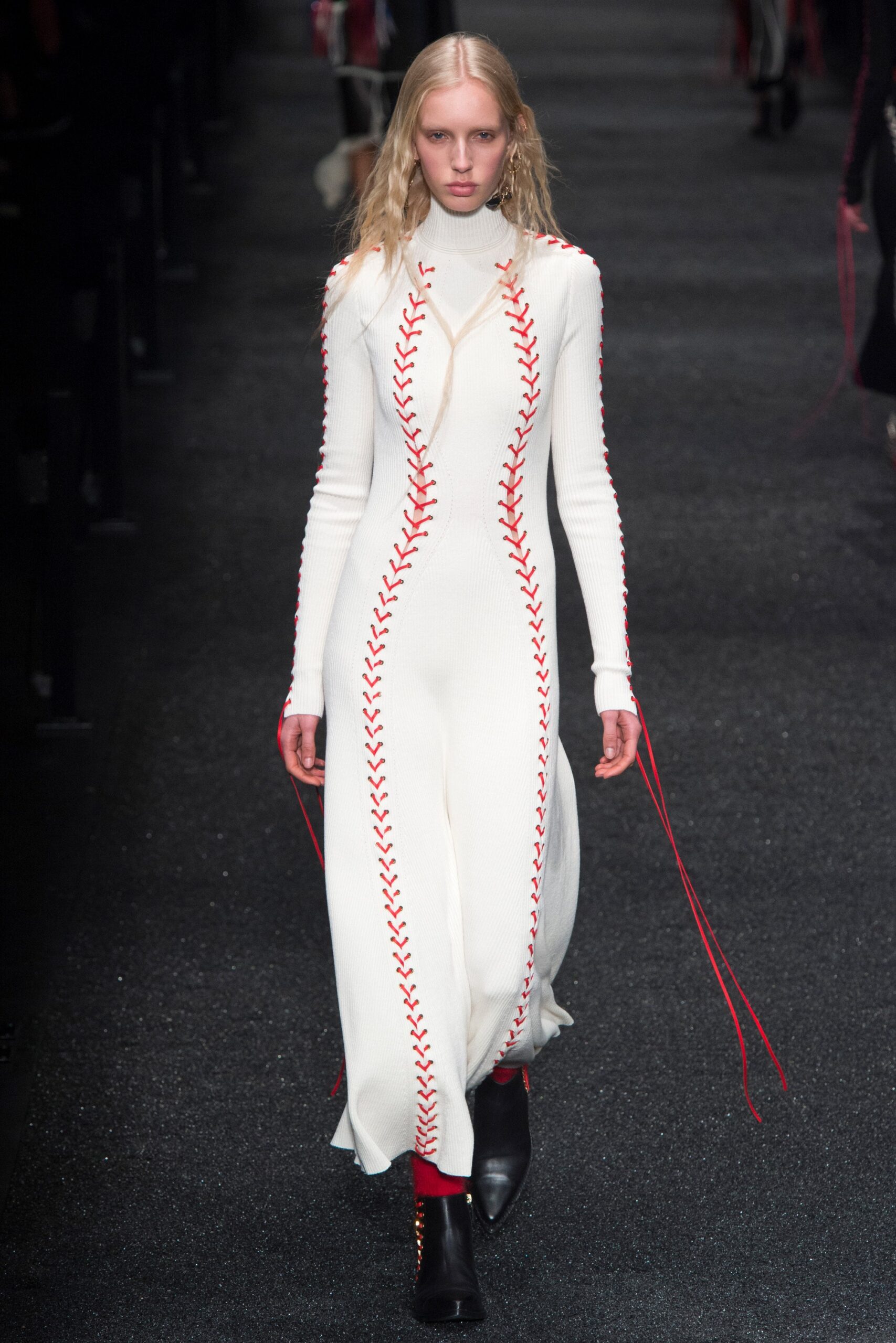 white fitted long-sleeve dress