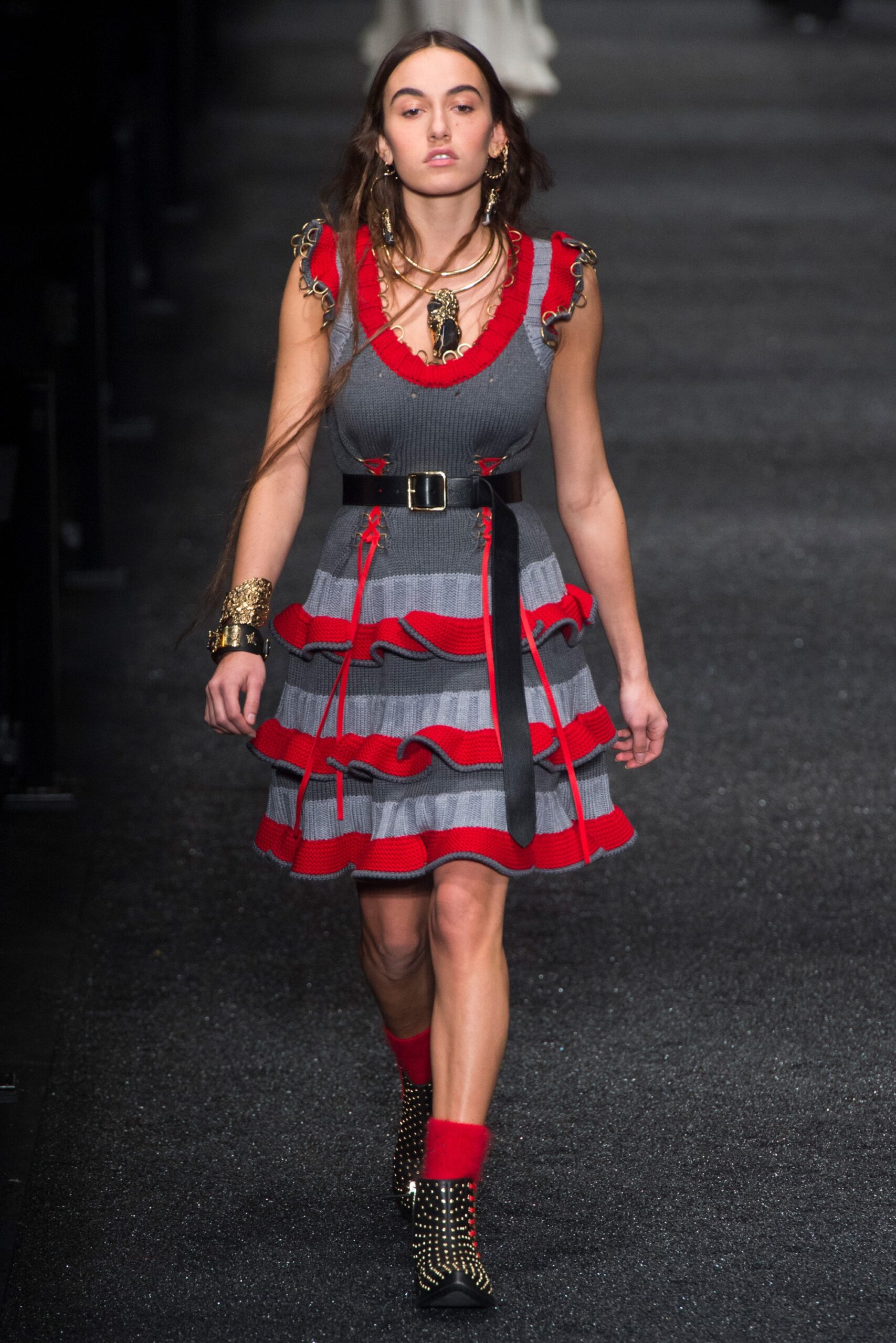 gray cotton sleeveless v-neck fitted pleated tiered dress