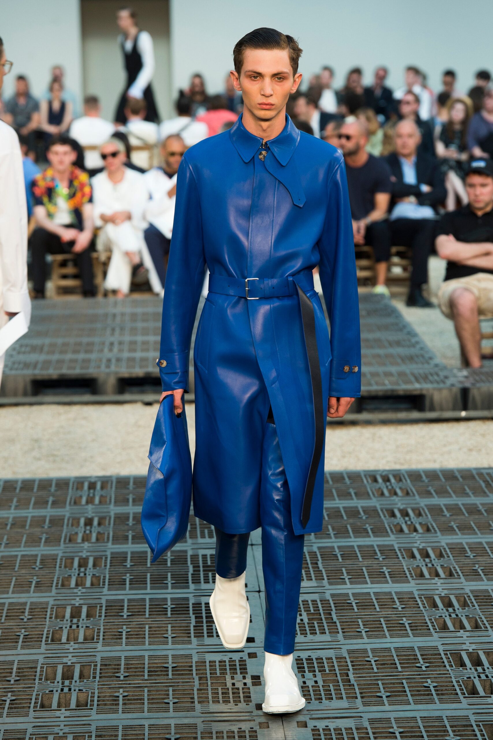 blue leather long-sleeve collared fitted belted coat