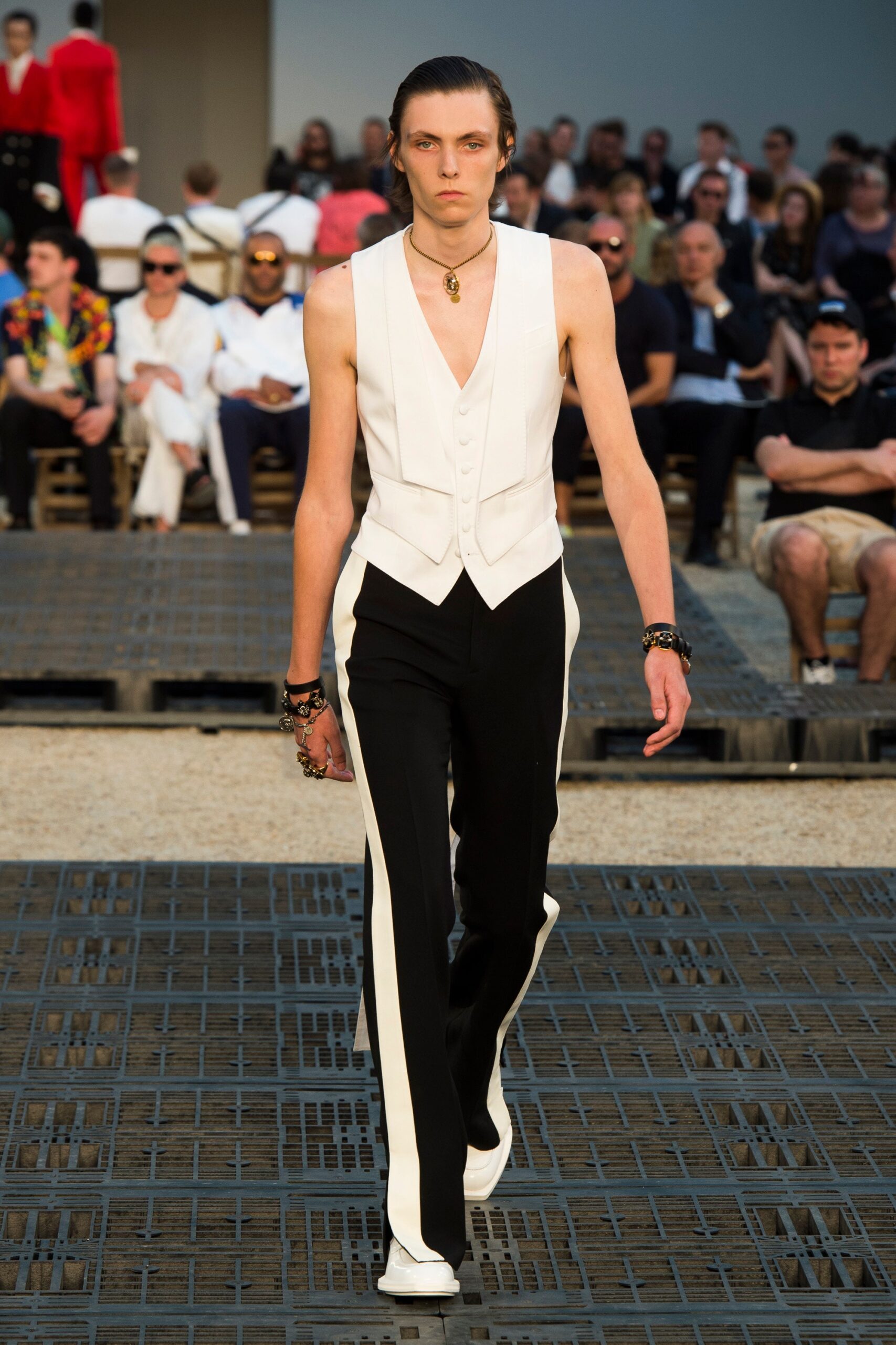 white cotton sleeveless v-neck fitted buttoned vest