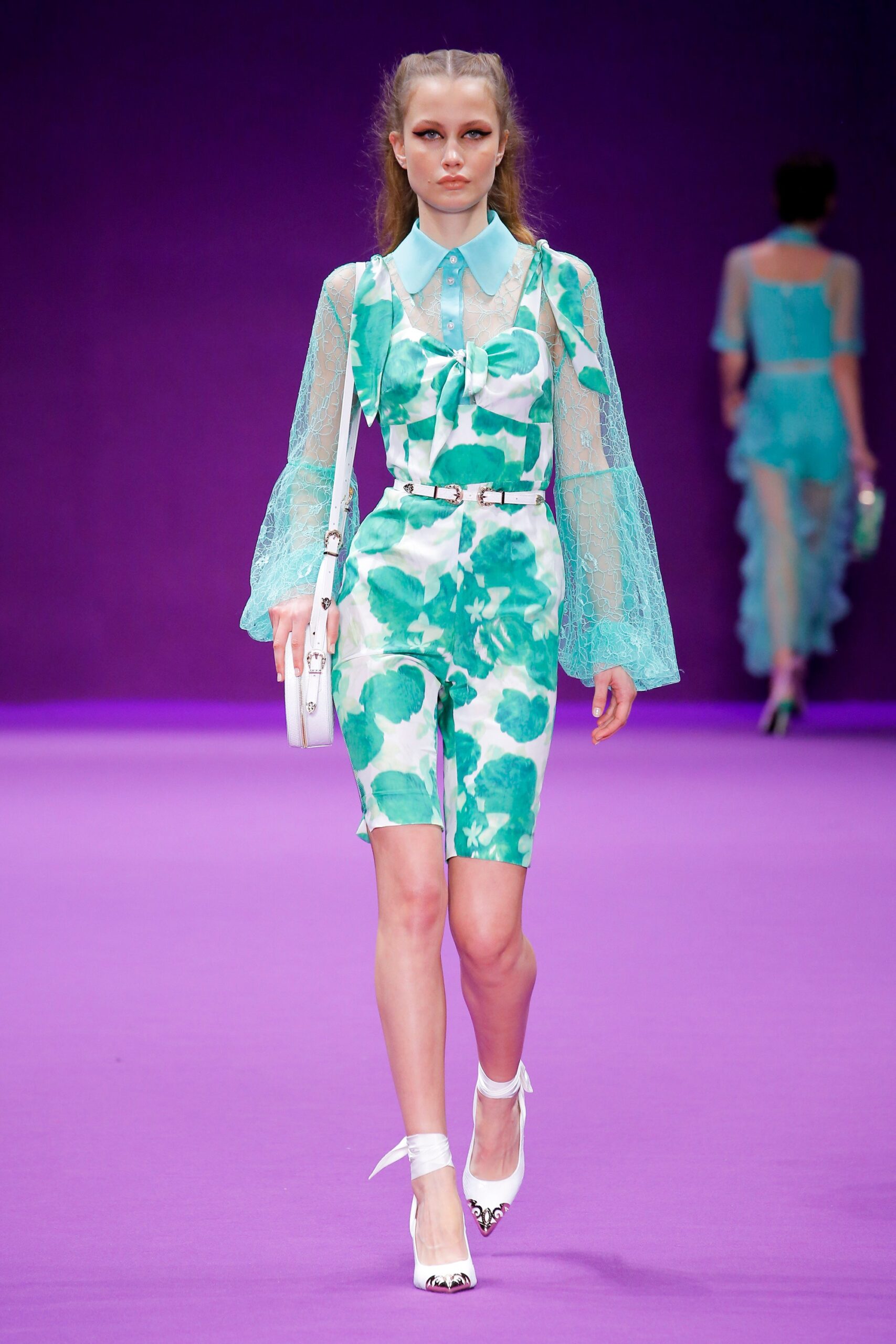 floral fitted dress with lace sleeves