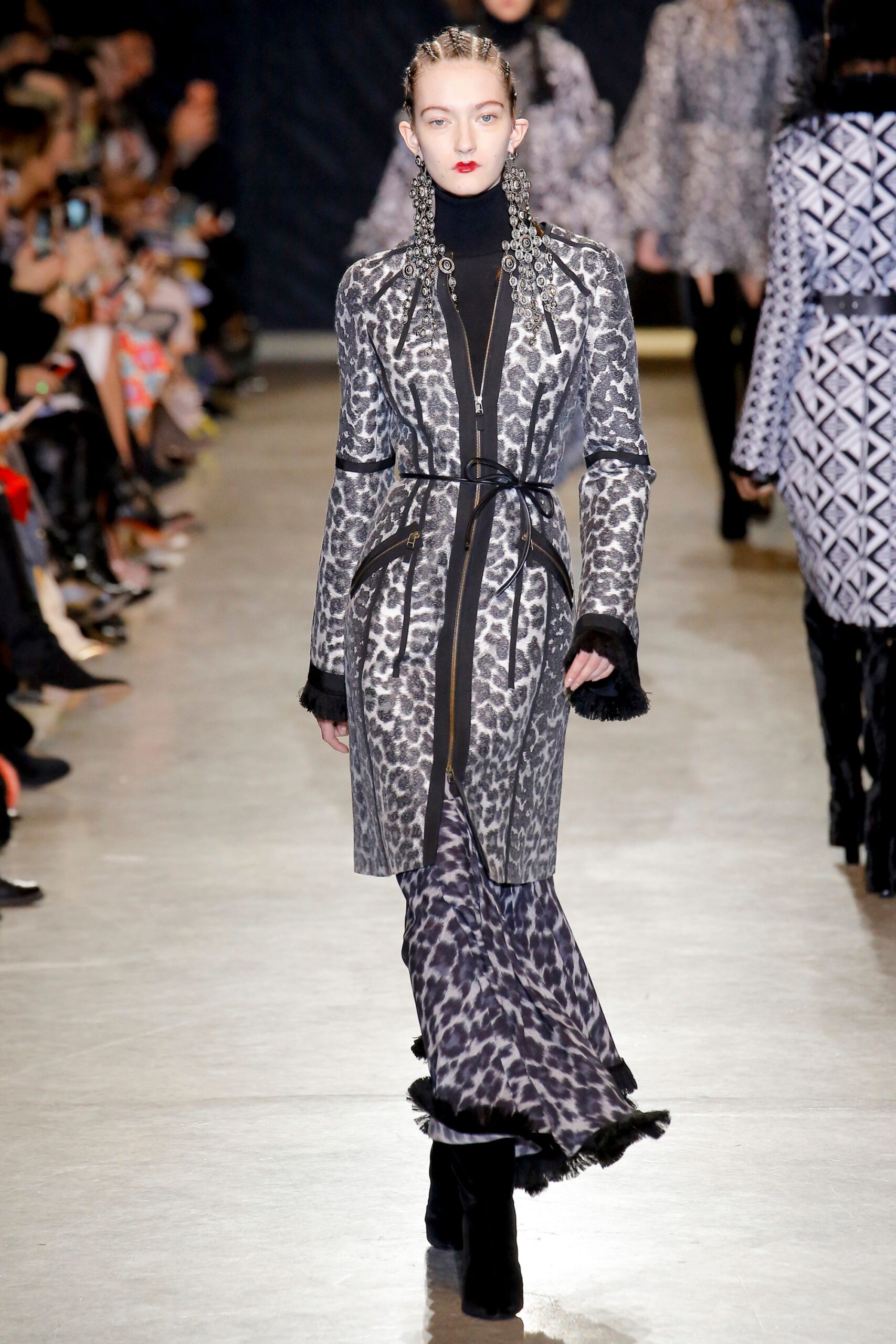 gray wool long-sleeve collared fitted animal-print belted coat