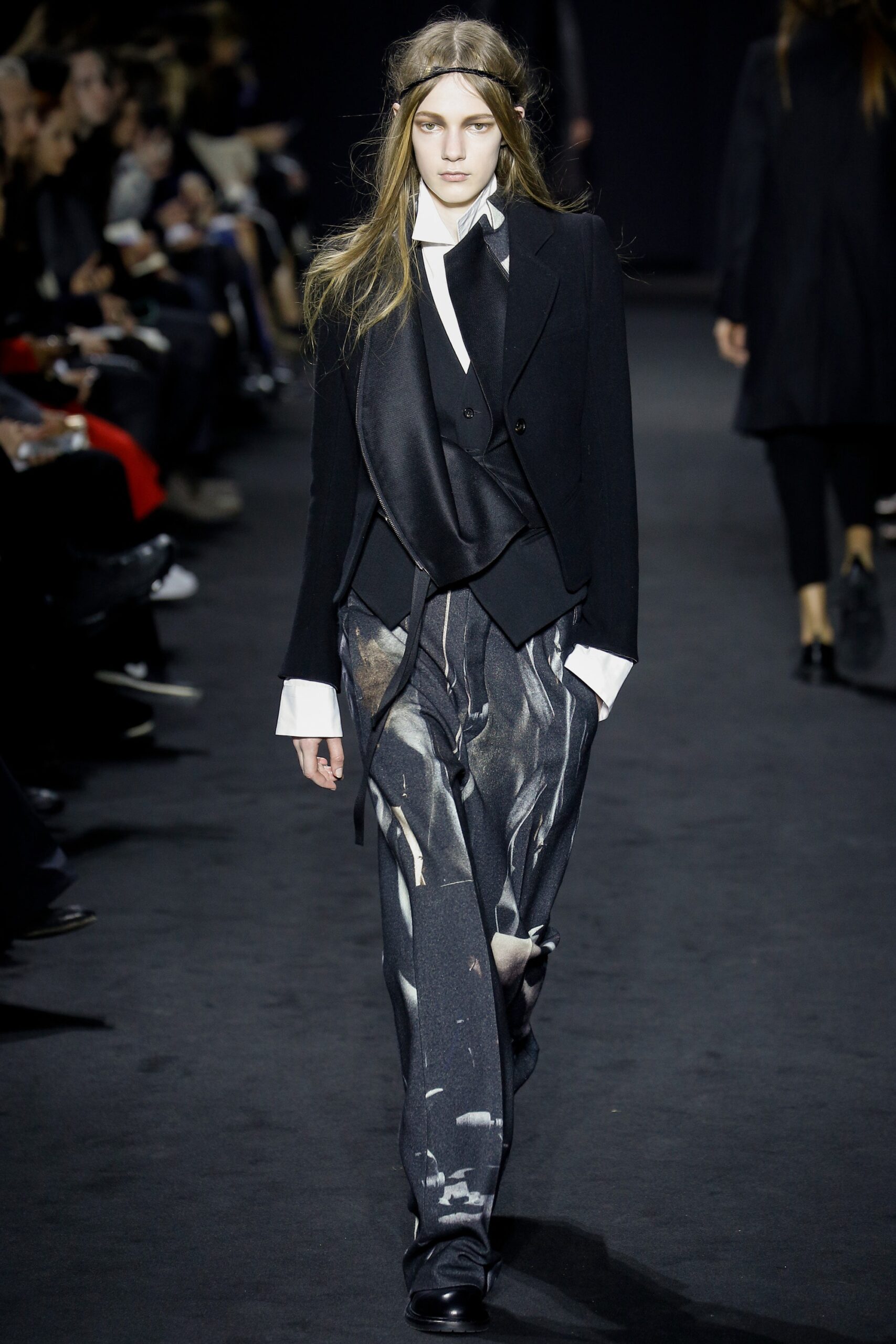 black cotton relaxed printed pants
