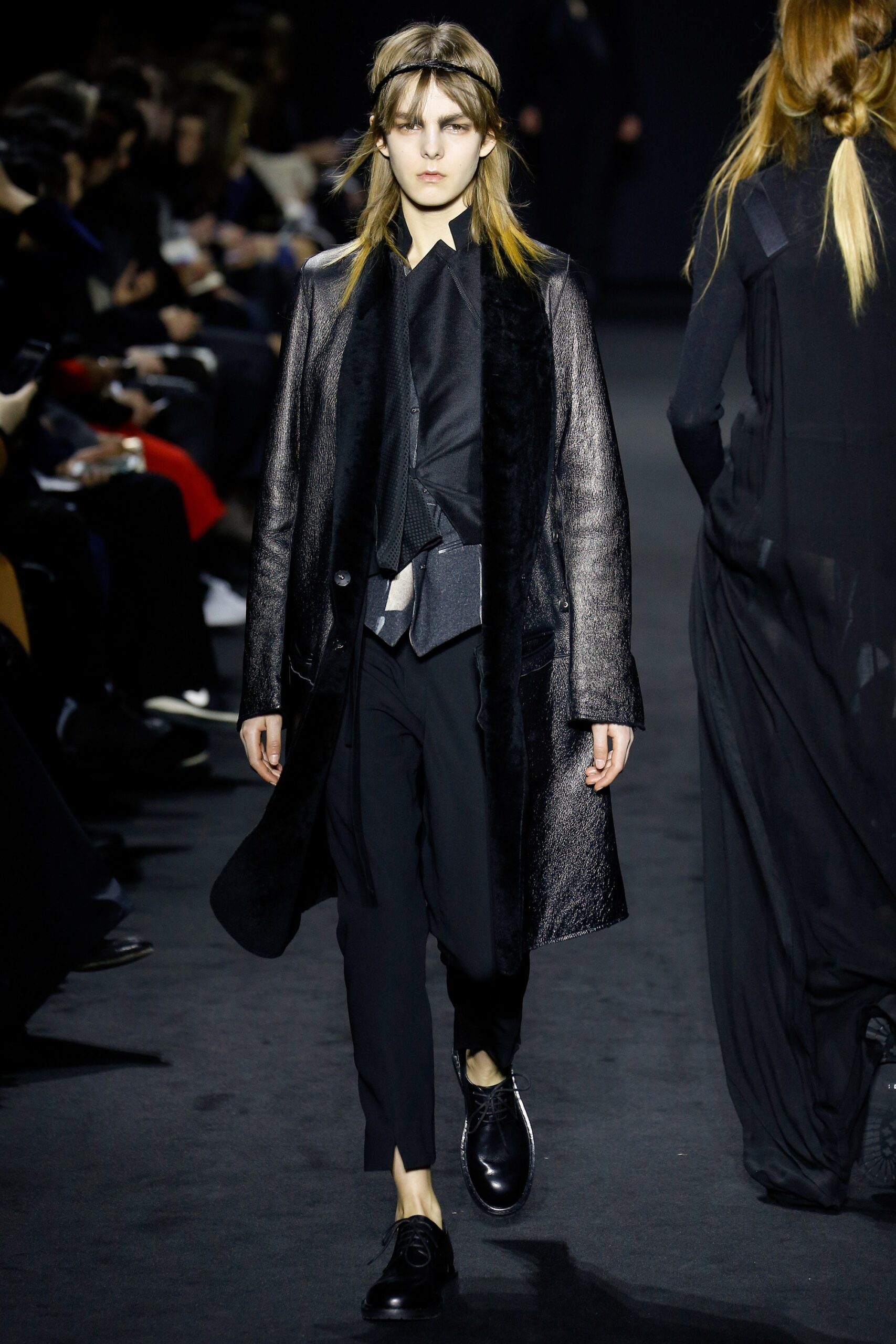 black leather long-sleeve fitted draped shiny coat