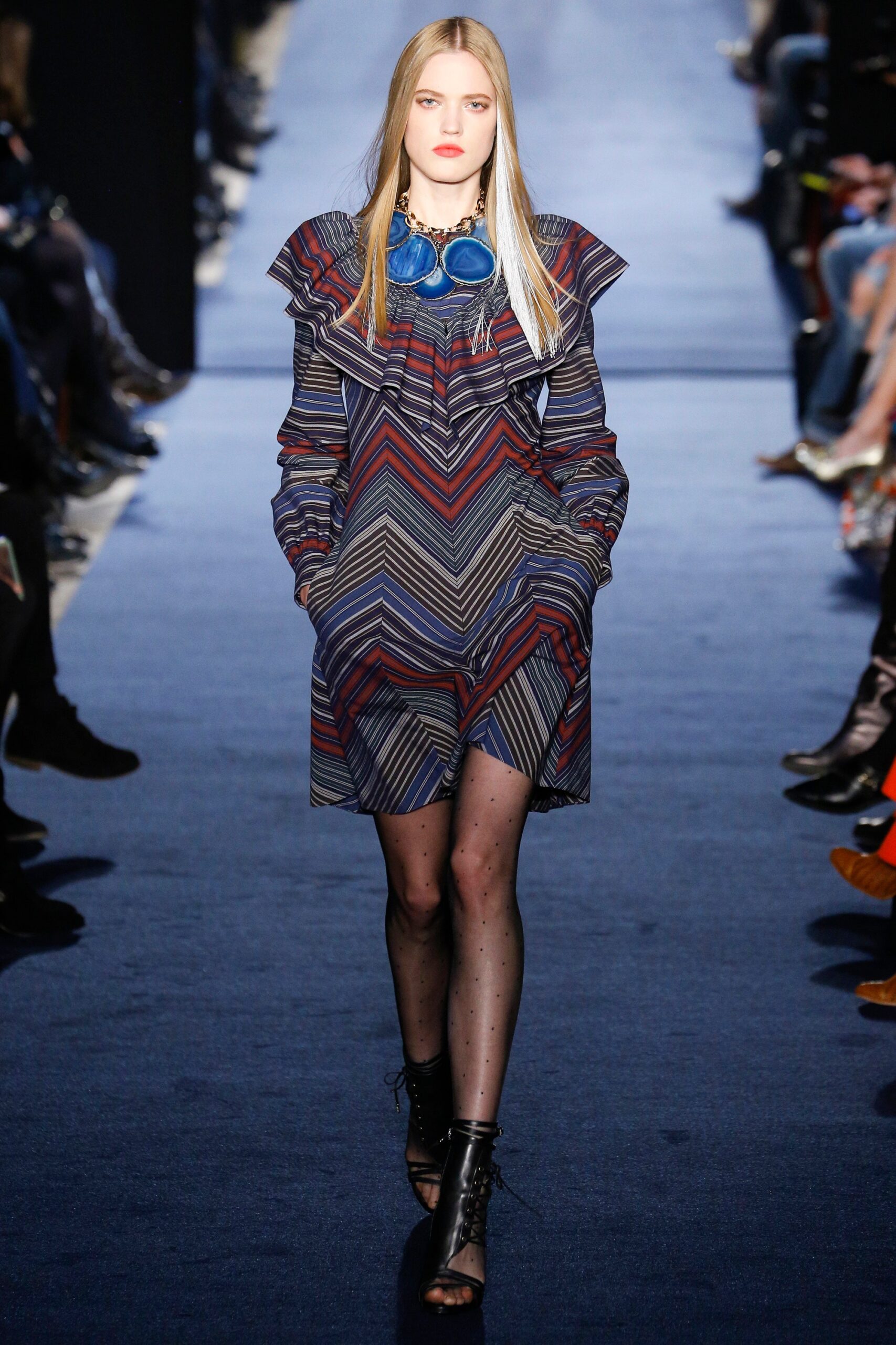 relaxed printed mini dress