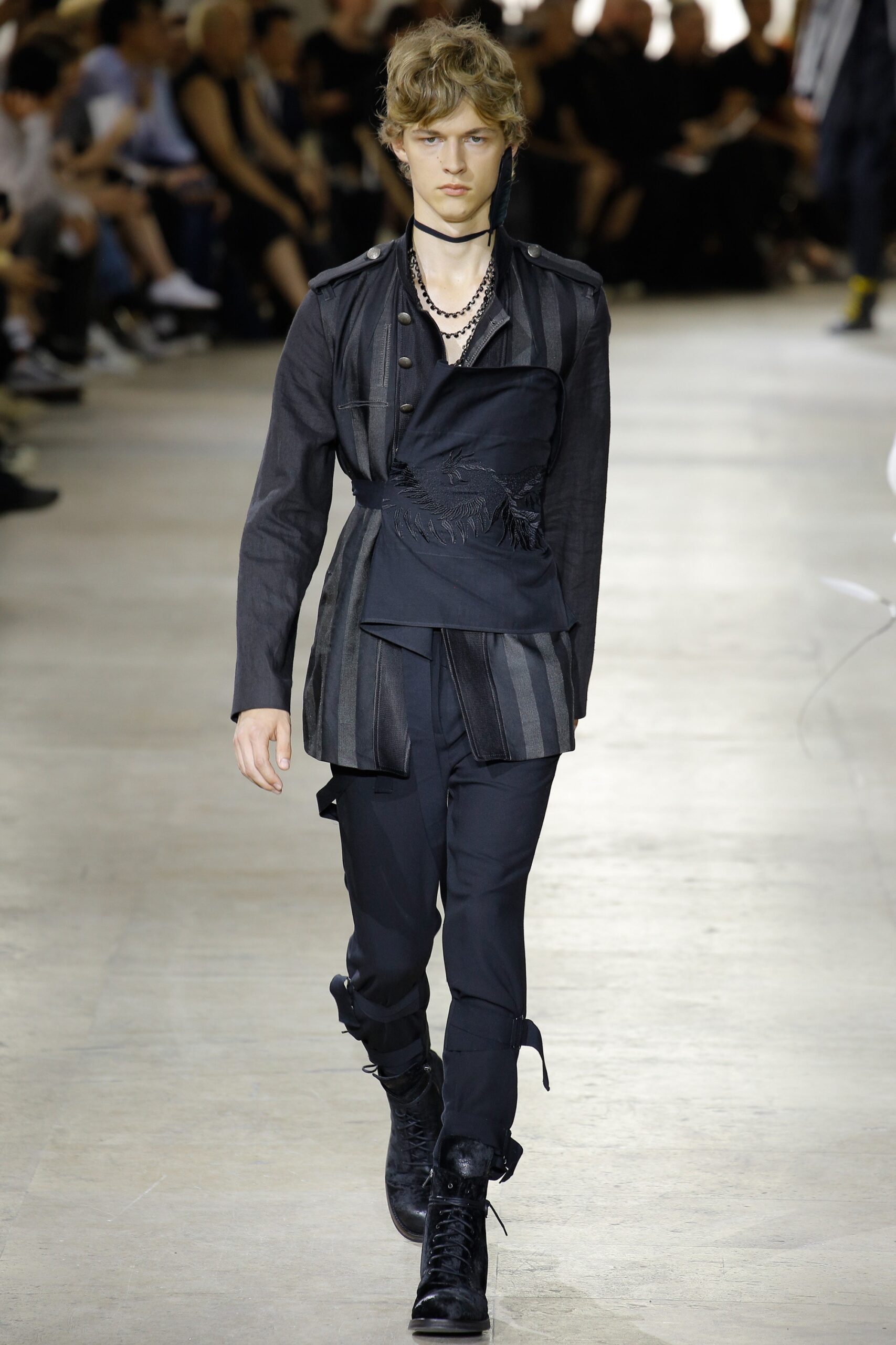 black cotton long-sleeve collared fitted zippered layered jacket