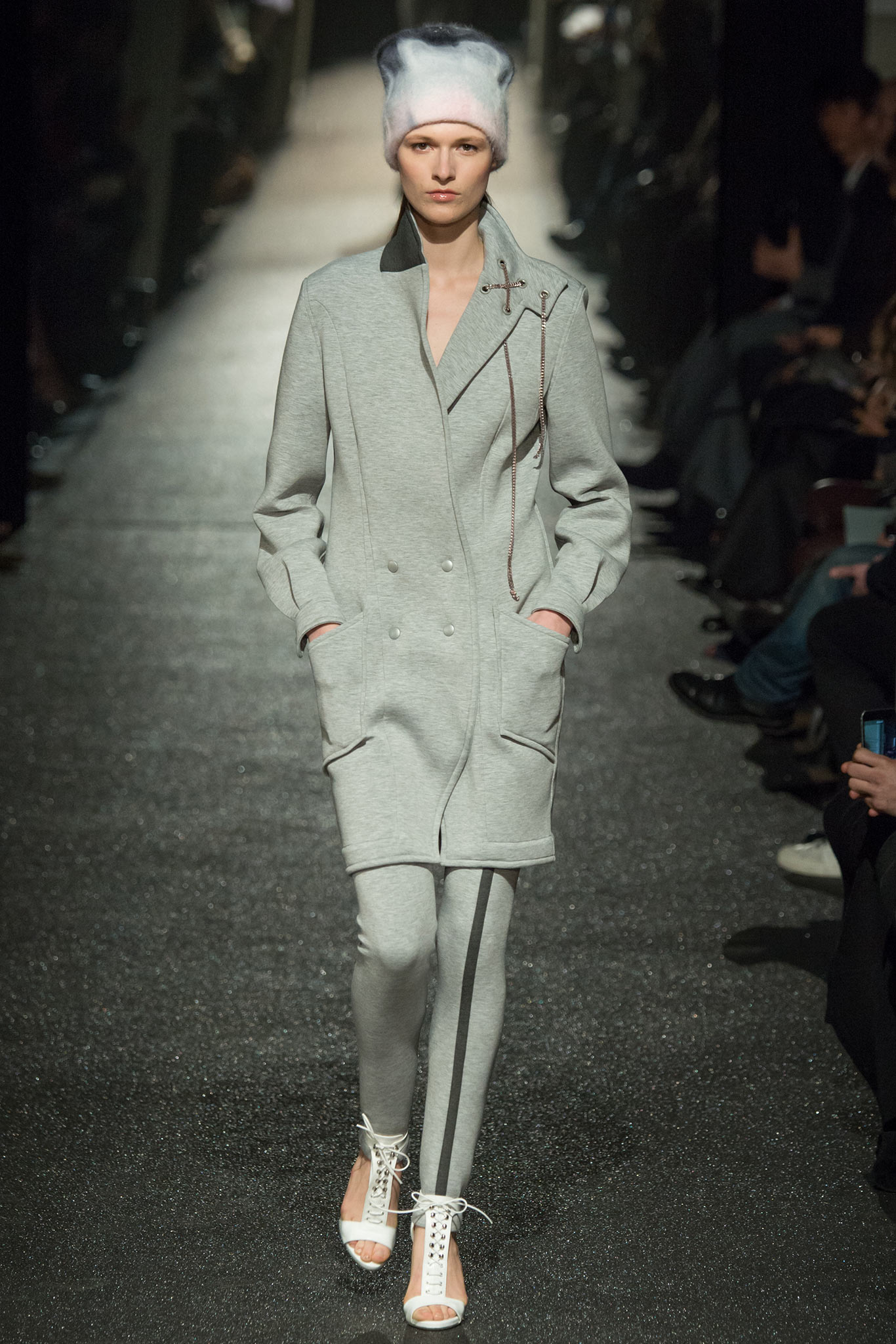 gray cotton long-sleeve collared fitted pockets coat