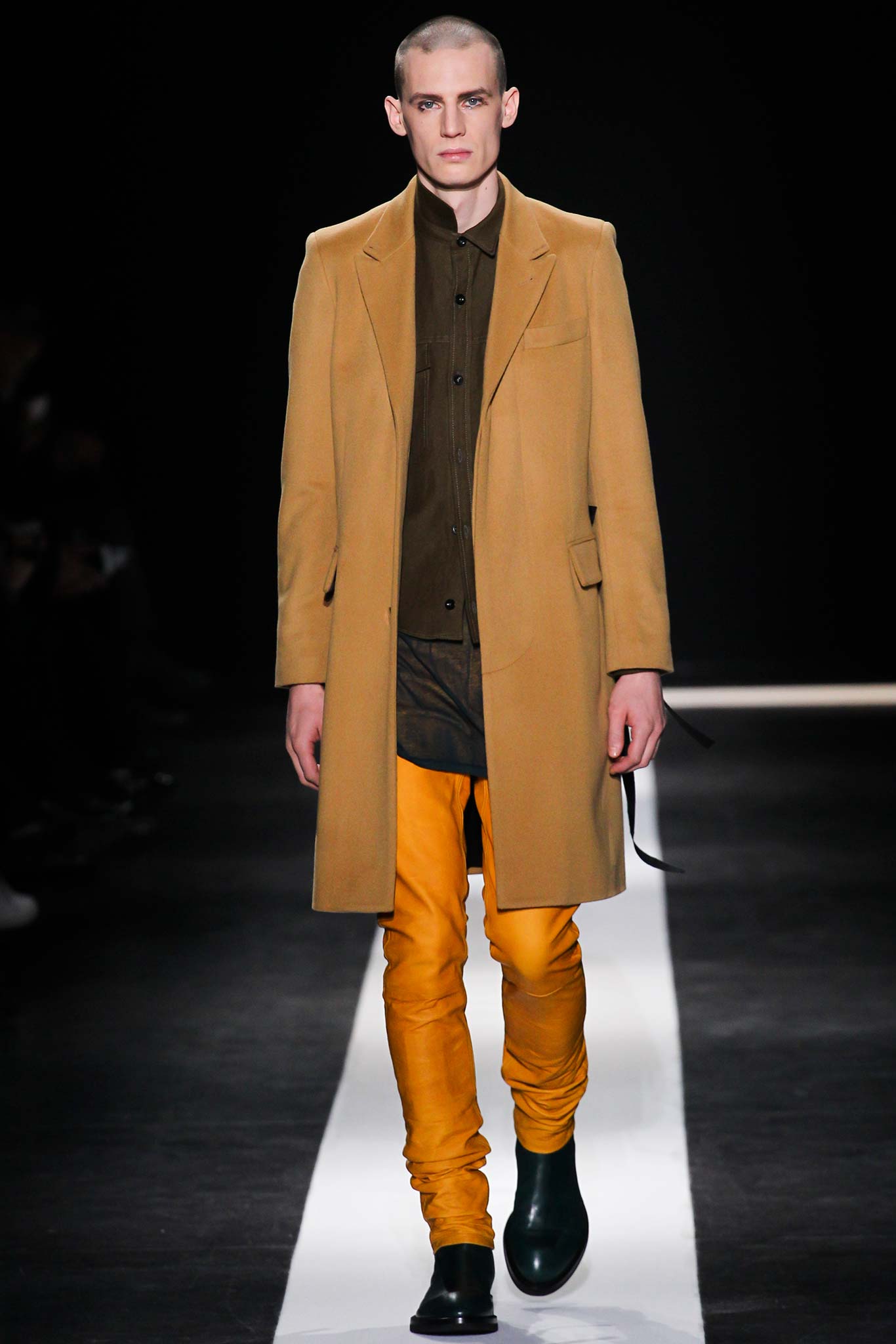 beige wool long-sleeve collared tailored buttoned coat