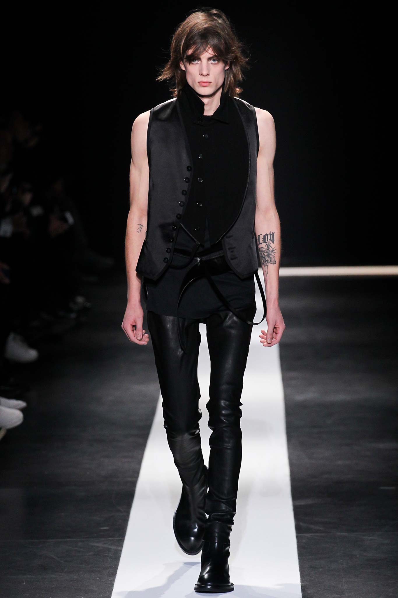 black silk sleeveless collared fitted buttoned vest