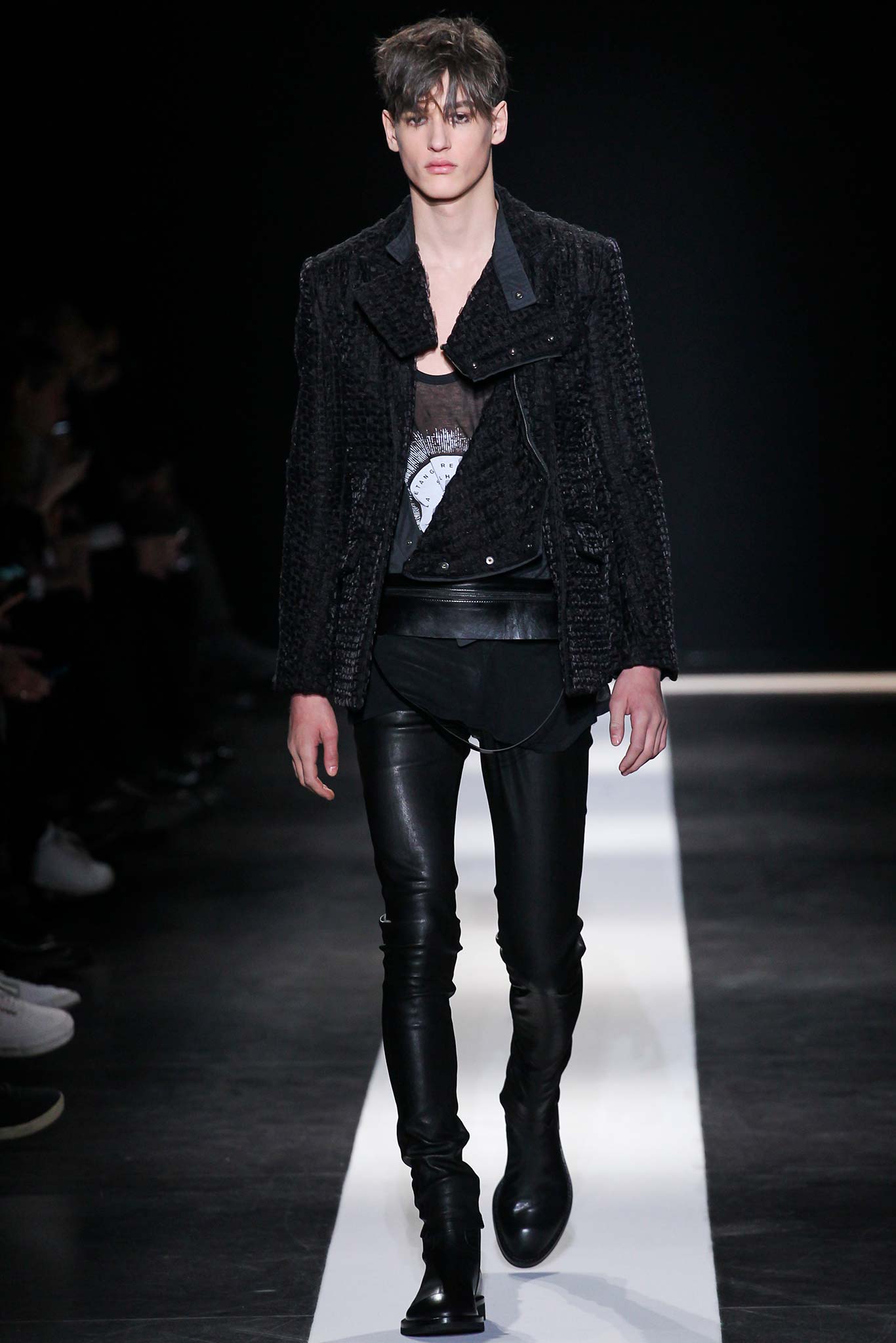 black cotton long-sleeve collared fitted textured jacket