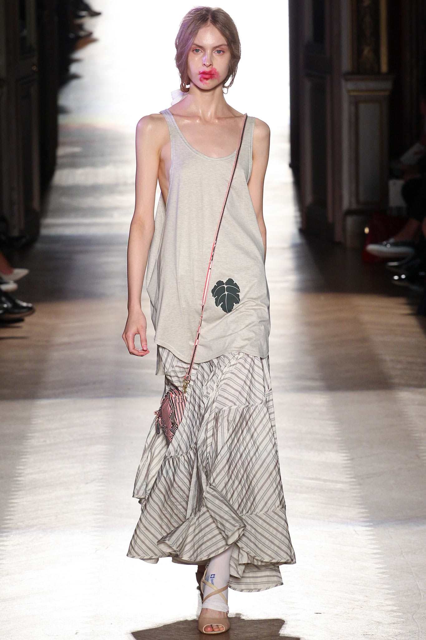gray cotton sleeveless top with pleated skirt