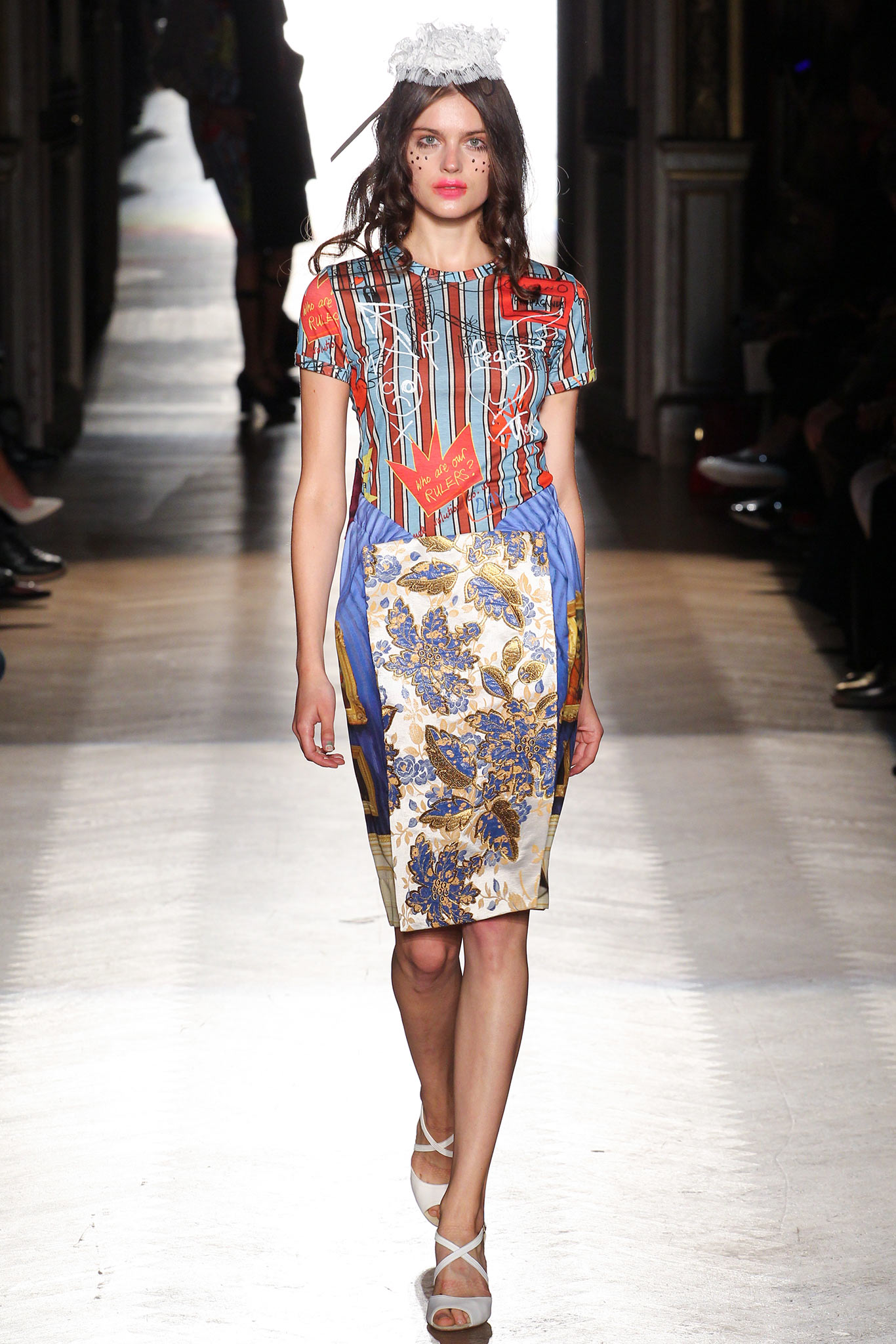 multi silk short-sleeve collared fitted printed top