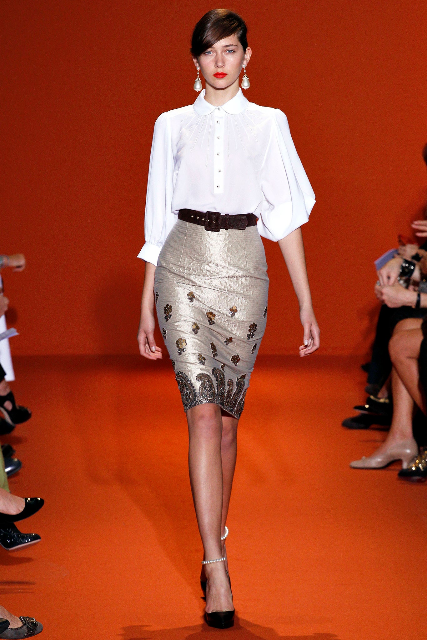 beige silk fitted pencil embroidered skirt
