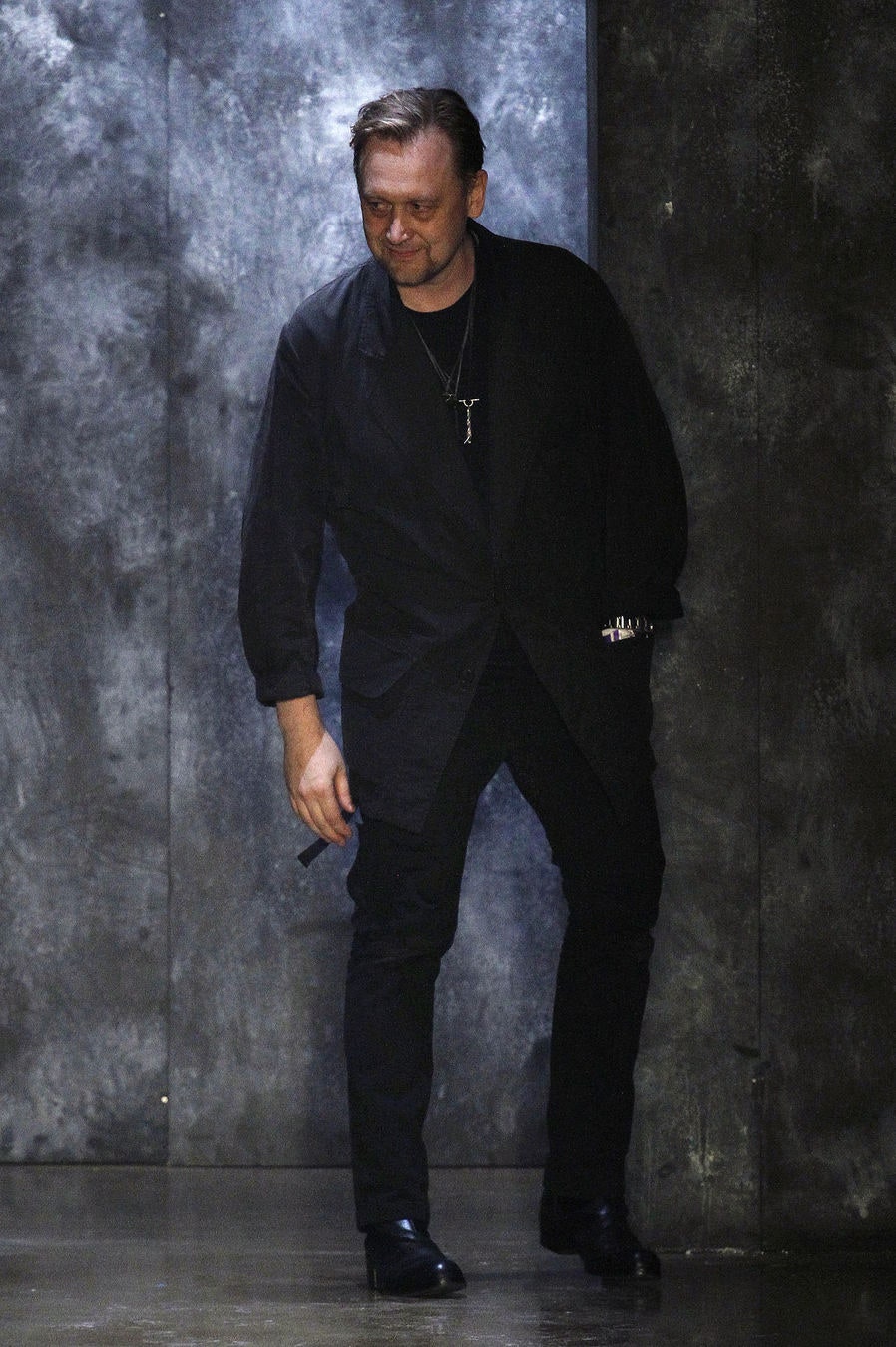black relaxed jacket and slim pants