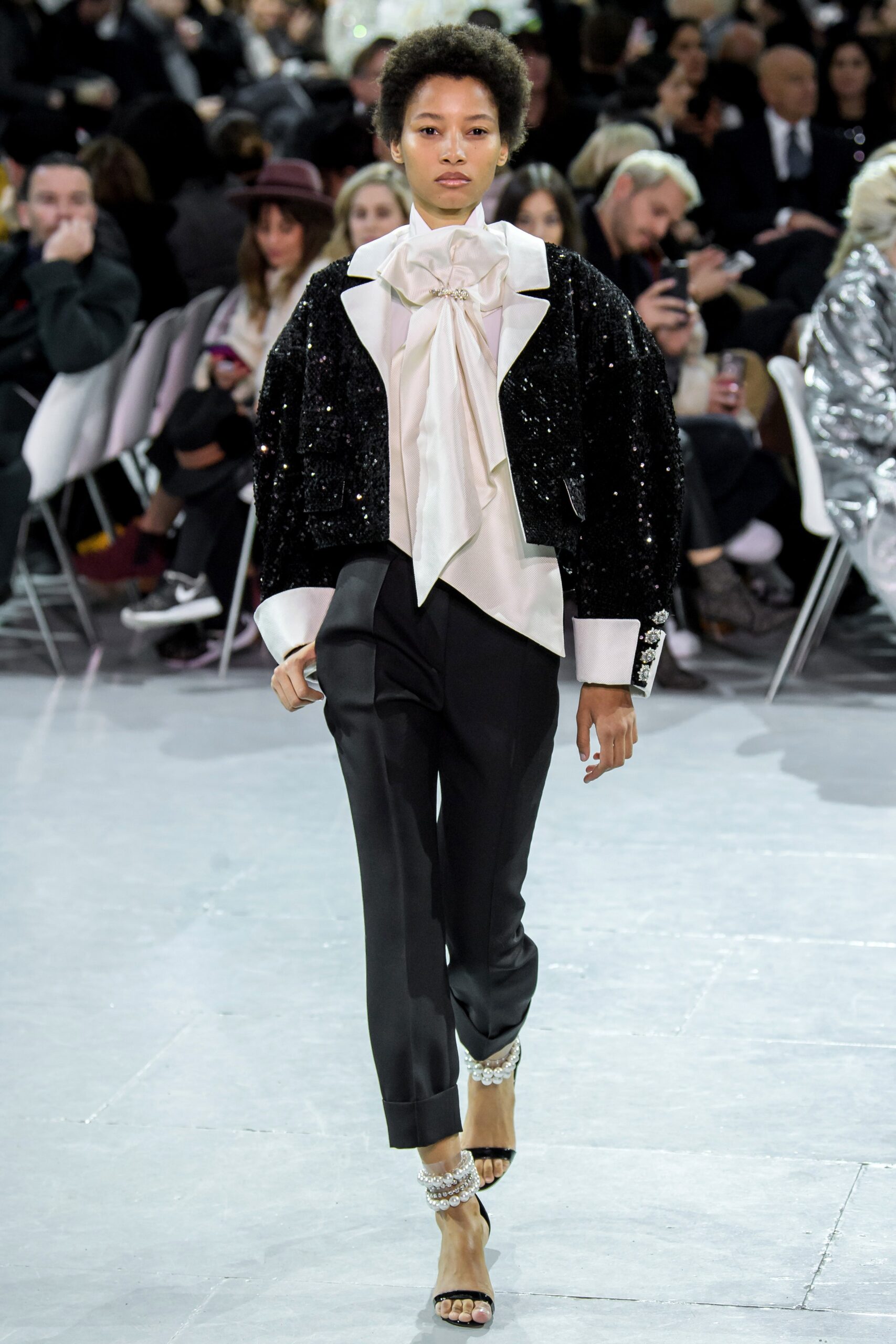 black sequin long-sleeve collared fitted buttoned shiny jacket