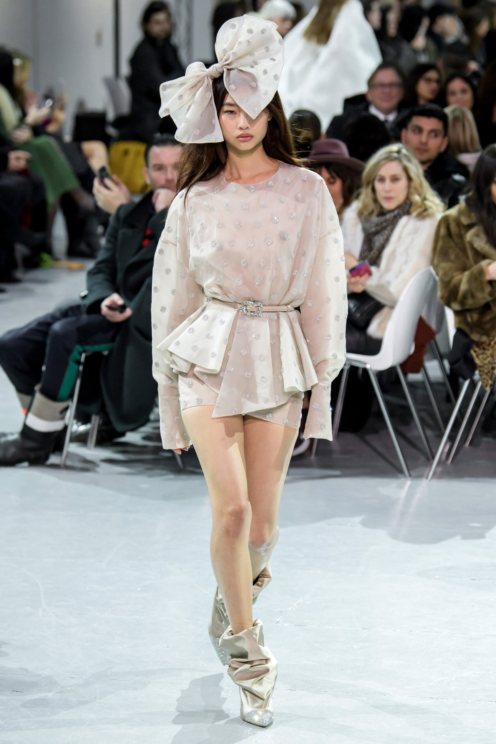 beige silk hat